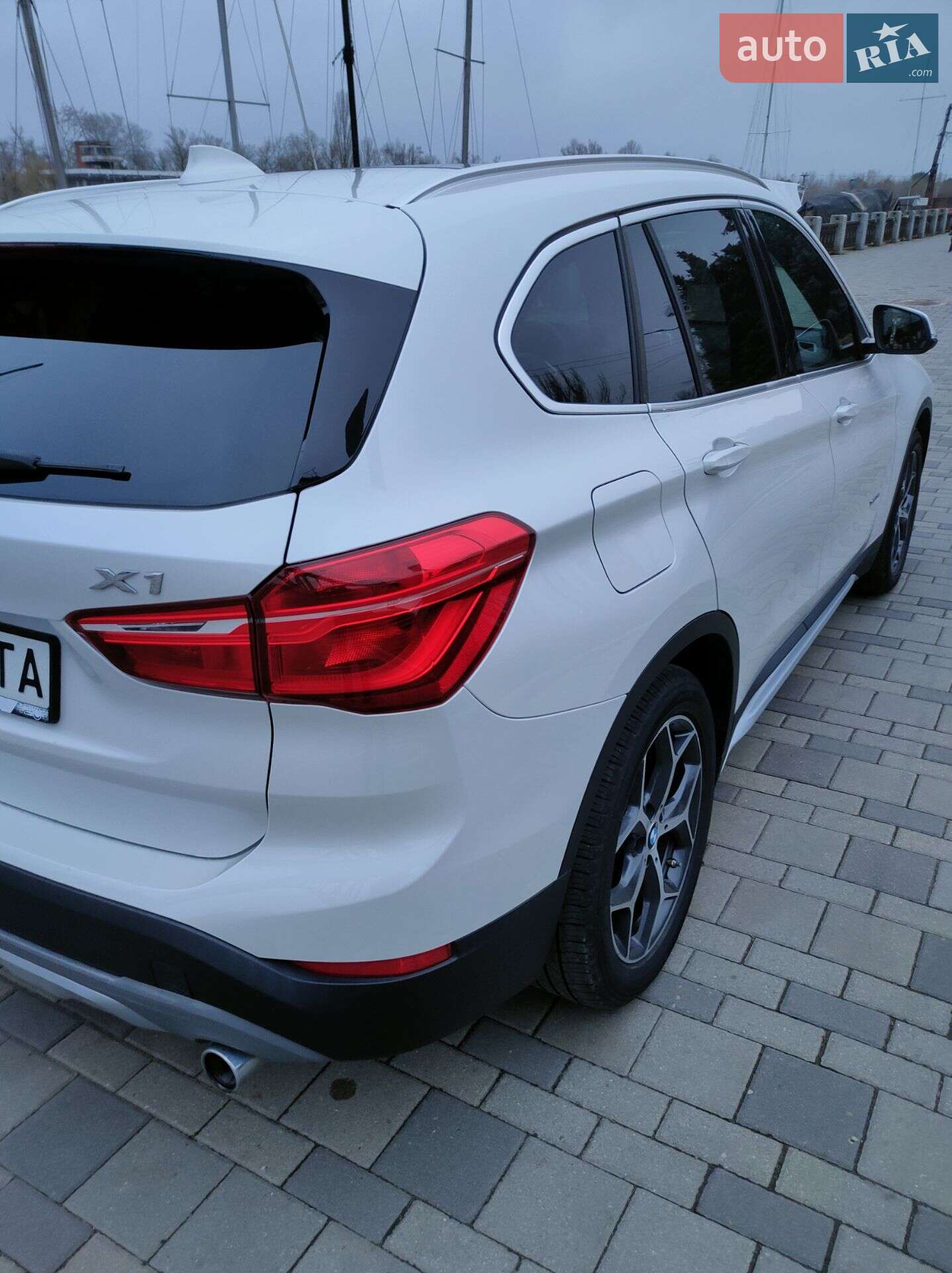 BMW X1 2016 VIN WBXHT3C33G5E48723 фото оголошення 10 з 15