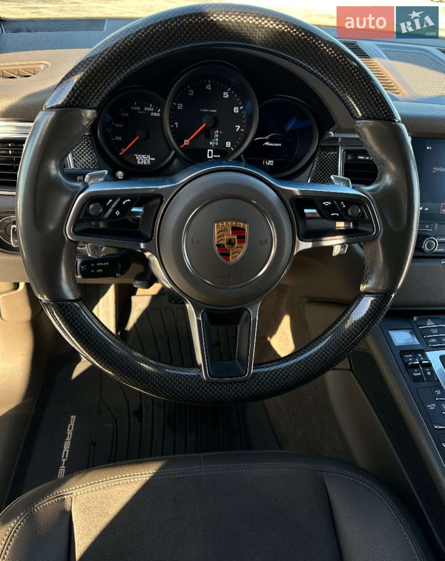 Porsche Macan 2017 VIN WP1ZZZ95ZHLB12572 фото оголошення 4 з 24