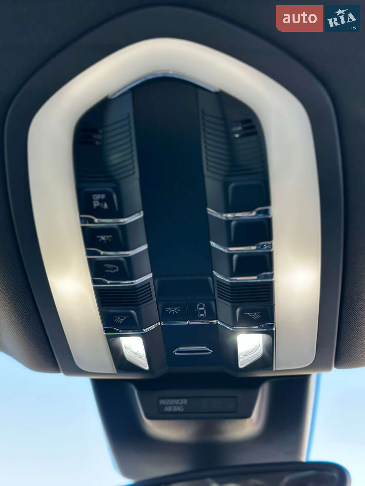 Porsche Macan 2017 VIN WP1ZZZ95ZHLB12572 фото оголошення 17 з 24