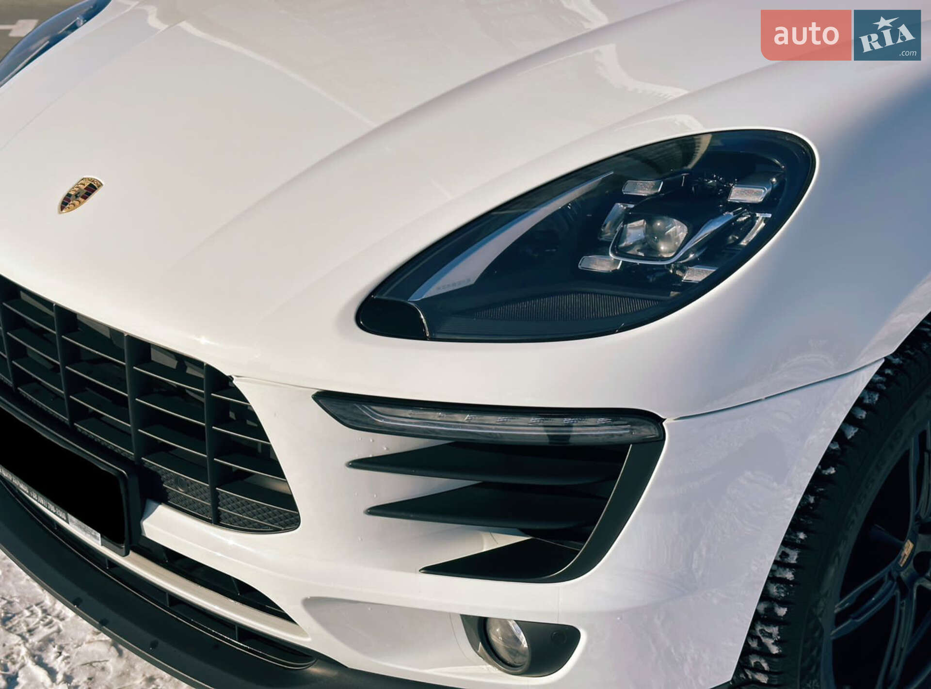 Porsche Macan 2017 VIN WP1ZZZ95ZHLB12572 фото оголошення 4 з 30