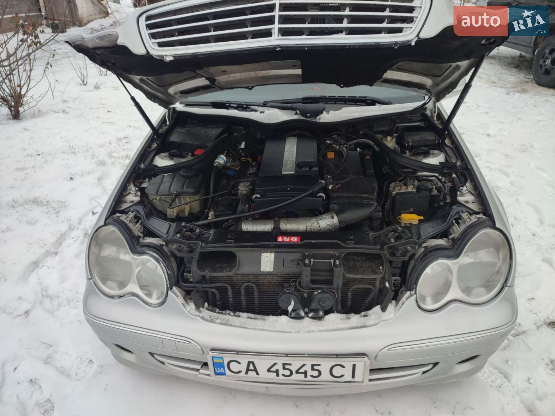 Mercedes-Benz C-Class 2004 VIN WDB2030421A657781 фото оголошення 3 з 7