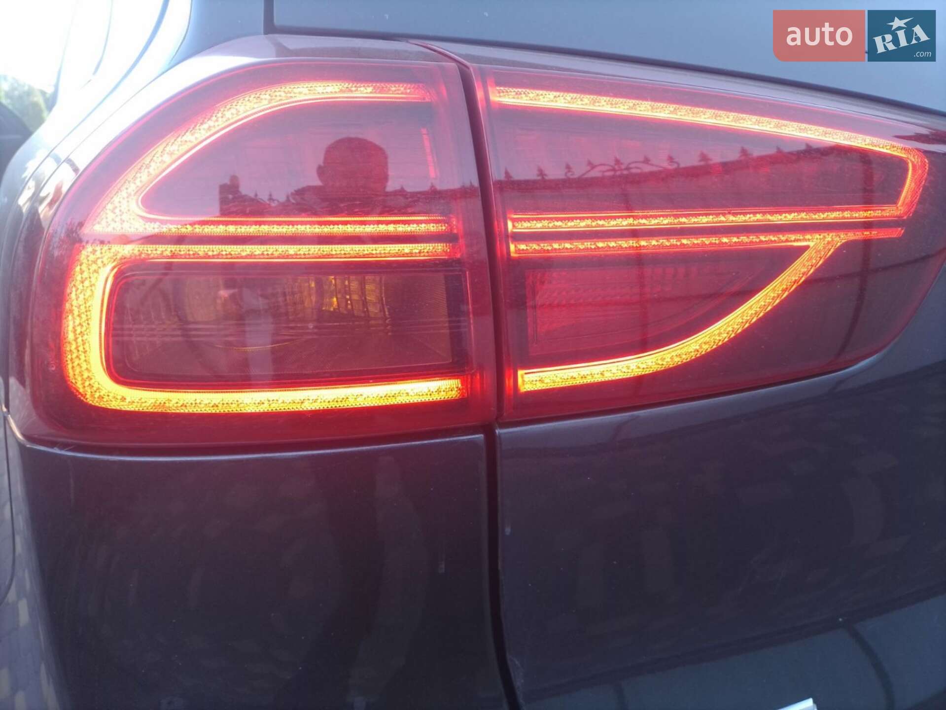 Kia Niro 2020 VIN KNACC81GFM5077800 фото оголошення 2 з 50