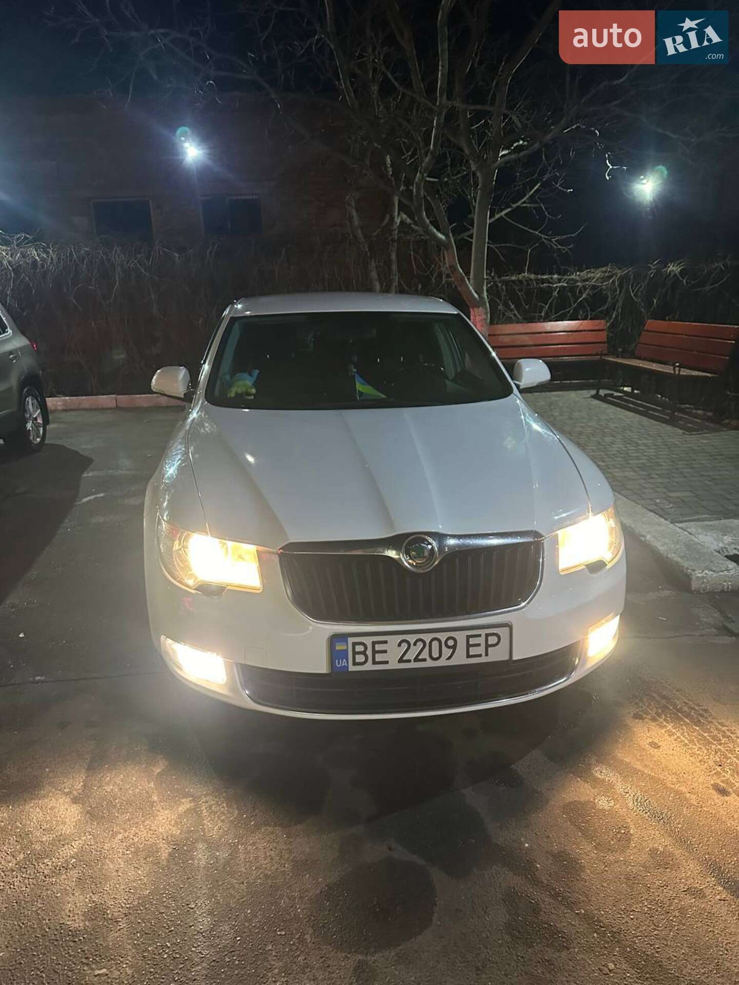Skoda Superb 2011 VIN TMBAE73T5B9041422 фото оголошення 3 з 16