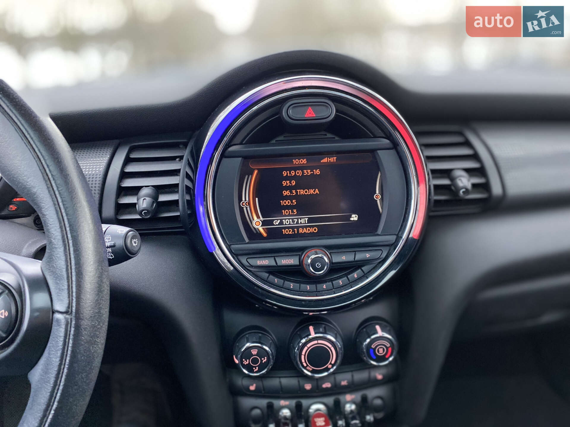 MINI Hatch 2017 VIN WMWXP5C31H2G60545 фото оголошення 8 з 15