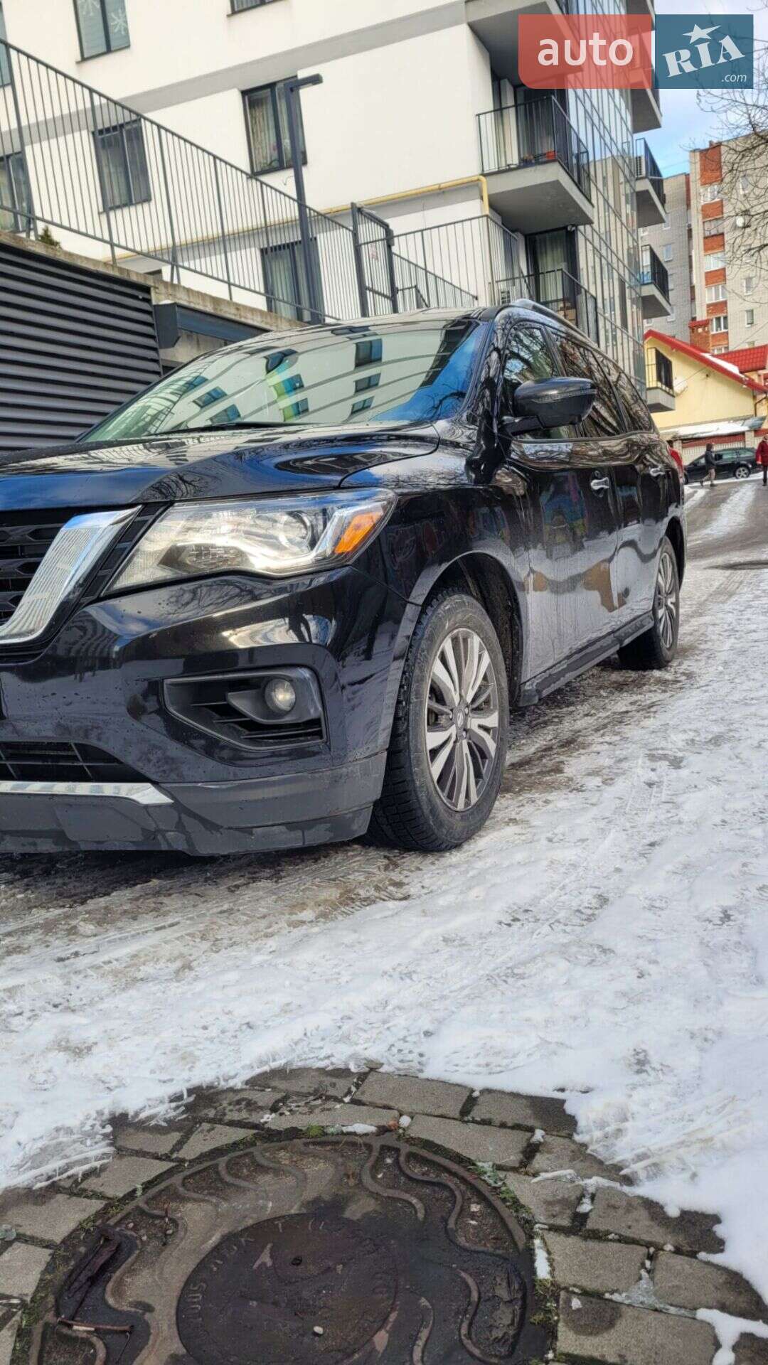 Nissan Pathfinder 2017 VIN 5N1DR2MN8HC677571 фото оголошення 16 з 32