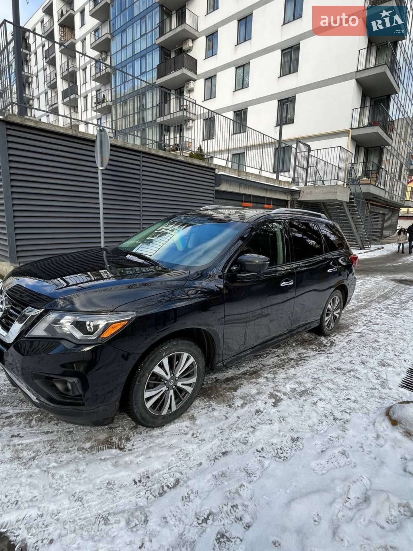 Nissan Pathfinder 2017 VIN 5N1DR2MN8HC677571 фото оголошення 26 з 32