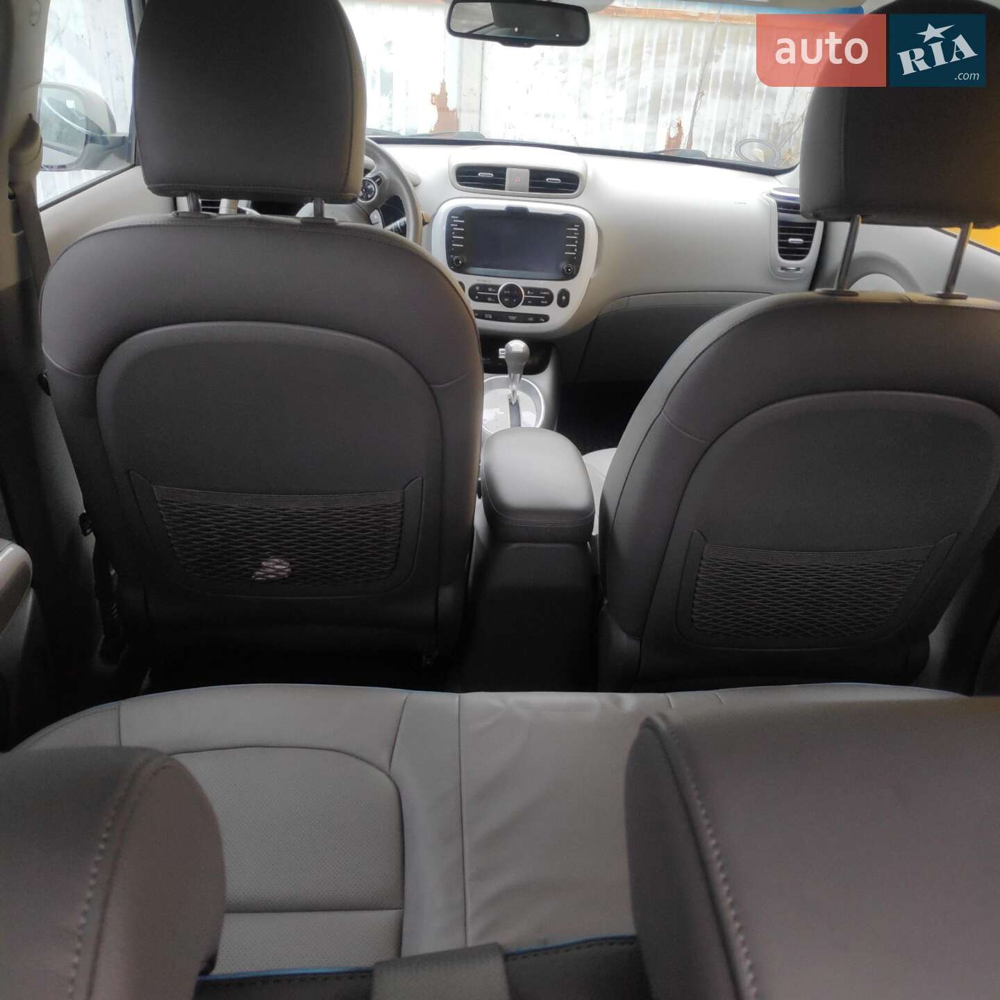 Kia Soul 2015 VIN KNAJX81EFG7010798 фото оголошення 25 з 31