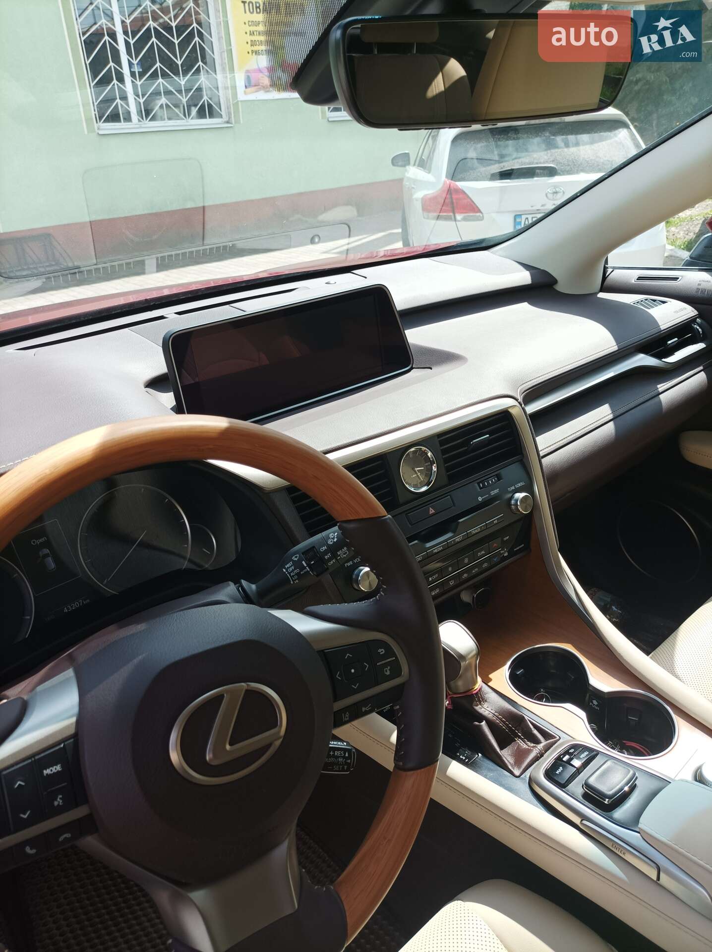 Lexus RX 2018 VIN 2T2BZMCA5JC137643 фото оголошення 15 з 20
