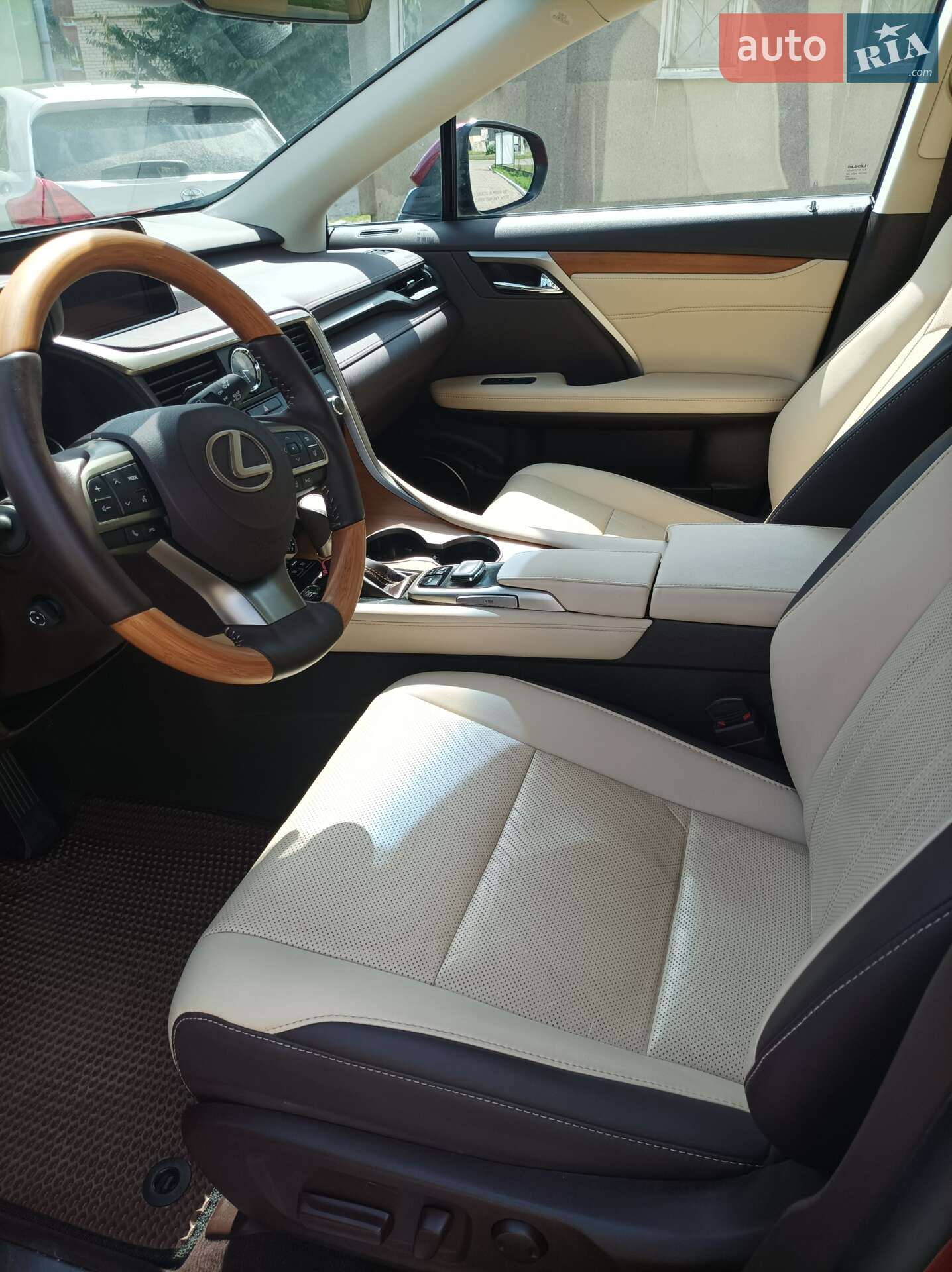 Lexus RX 2018 VIN 2T2BZMCA5JC137643 фото оголошення 16 з 20