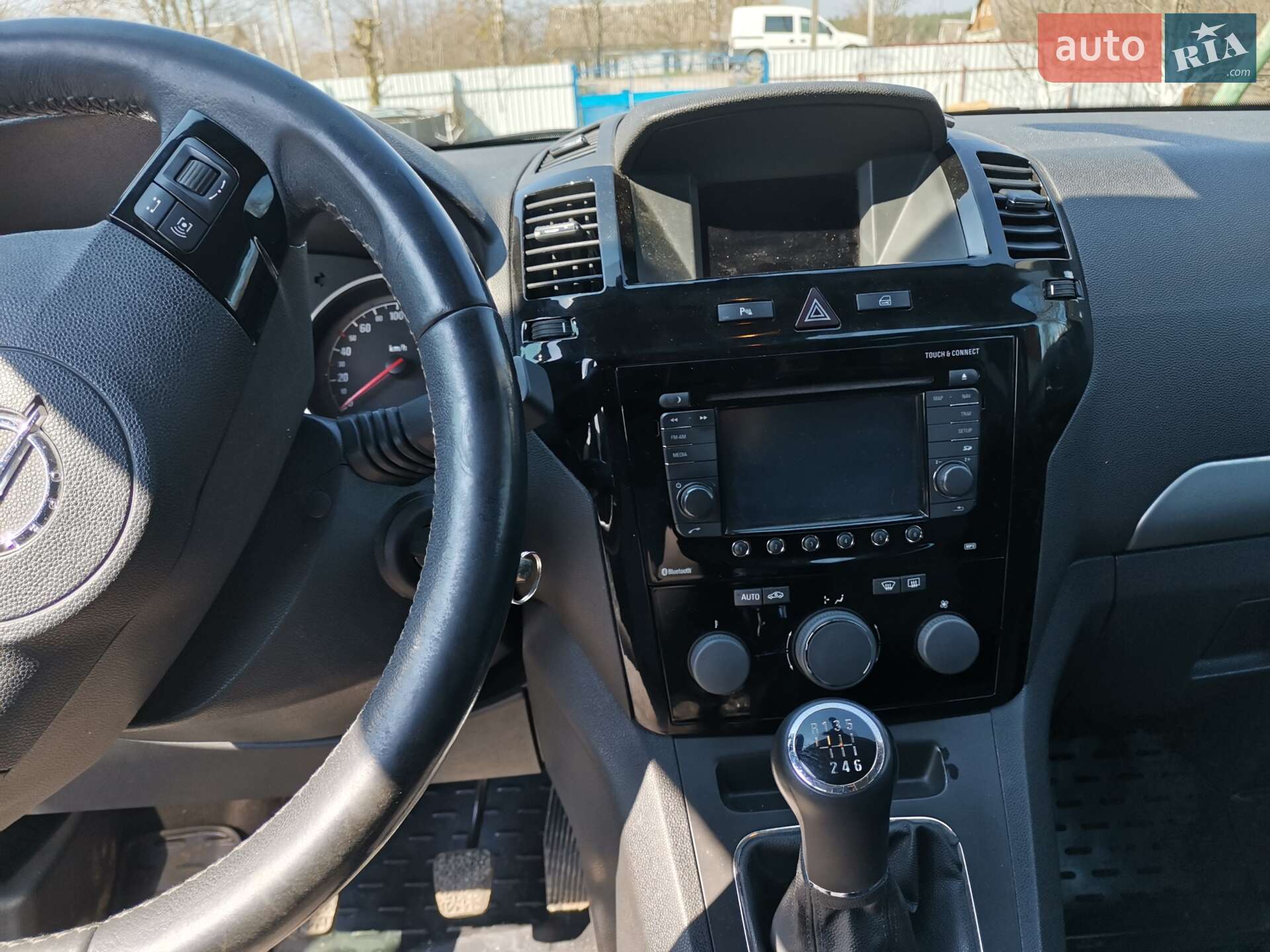 Opel Zafira 2014 VIN W0L0AHM75E2067604 фото оголошення 2 з 4