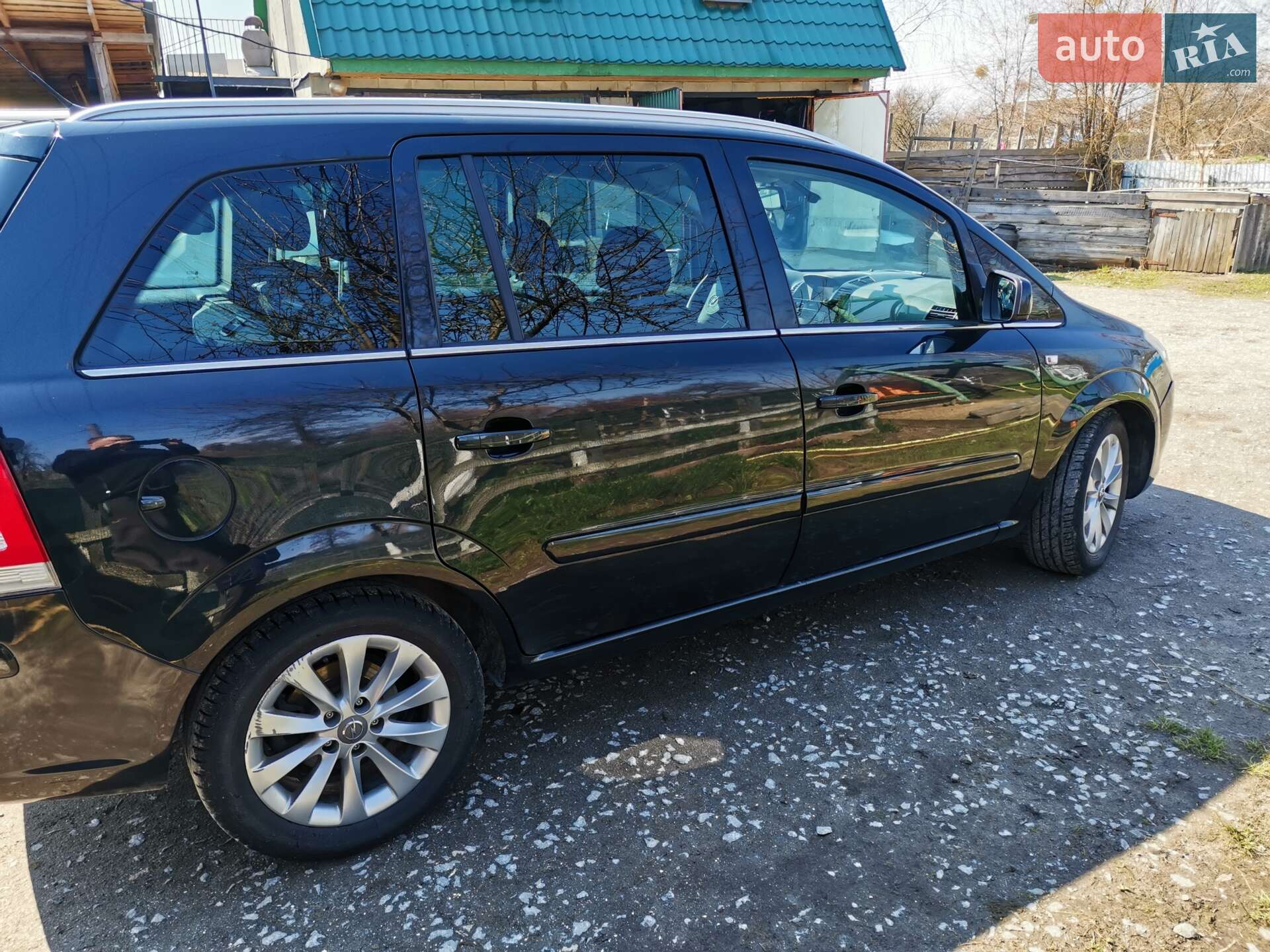 Opel Zafira 2014 VIN W0L0AHM75E2067604 фото оголошення 3 з 4