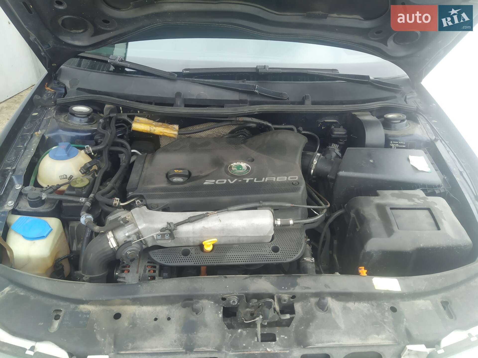 Skoda Octavia 2001 VIN TMBBL41U212467869 фото оголошення 4 з 8