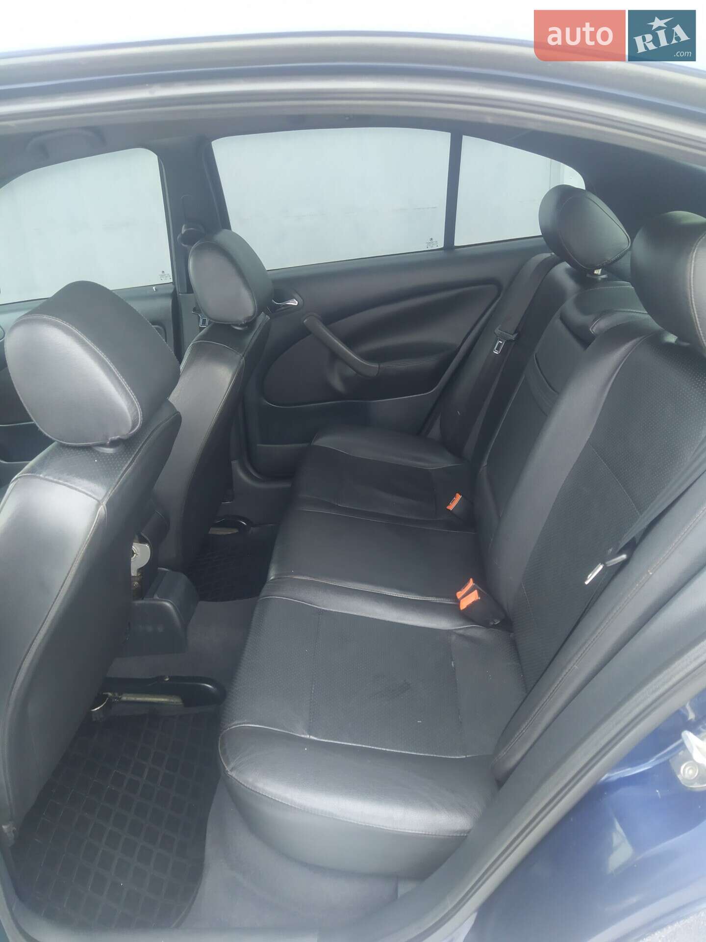 Skoda Octavia 2001 VIN TMBBL41U212467869 фото оголошення 8 з 8