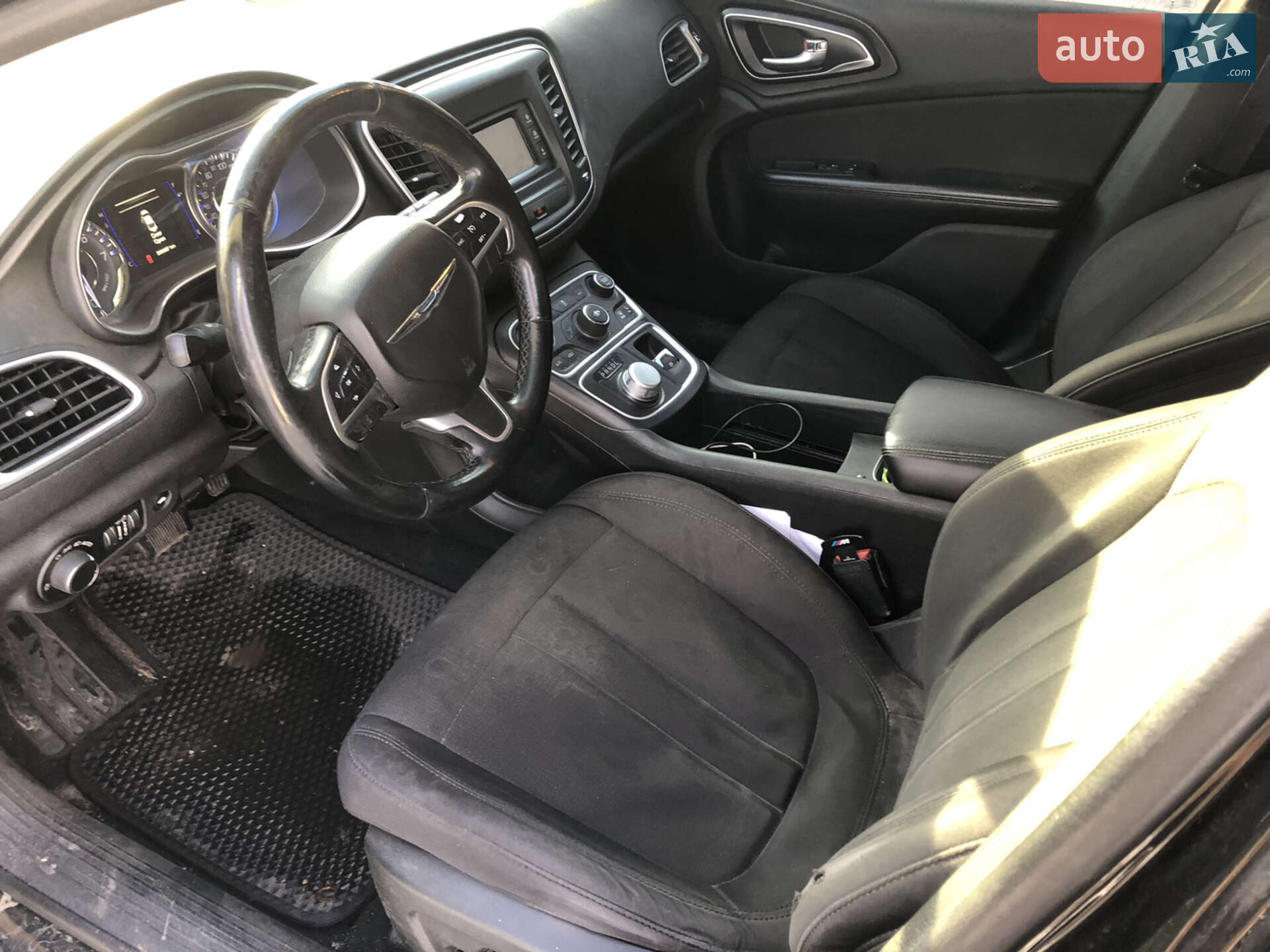 Chrysler 200 2014 VIN 1C3CCCAB5FN599032 фото оголошення 11 з 11