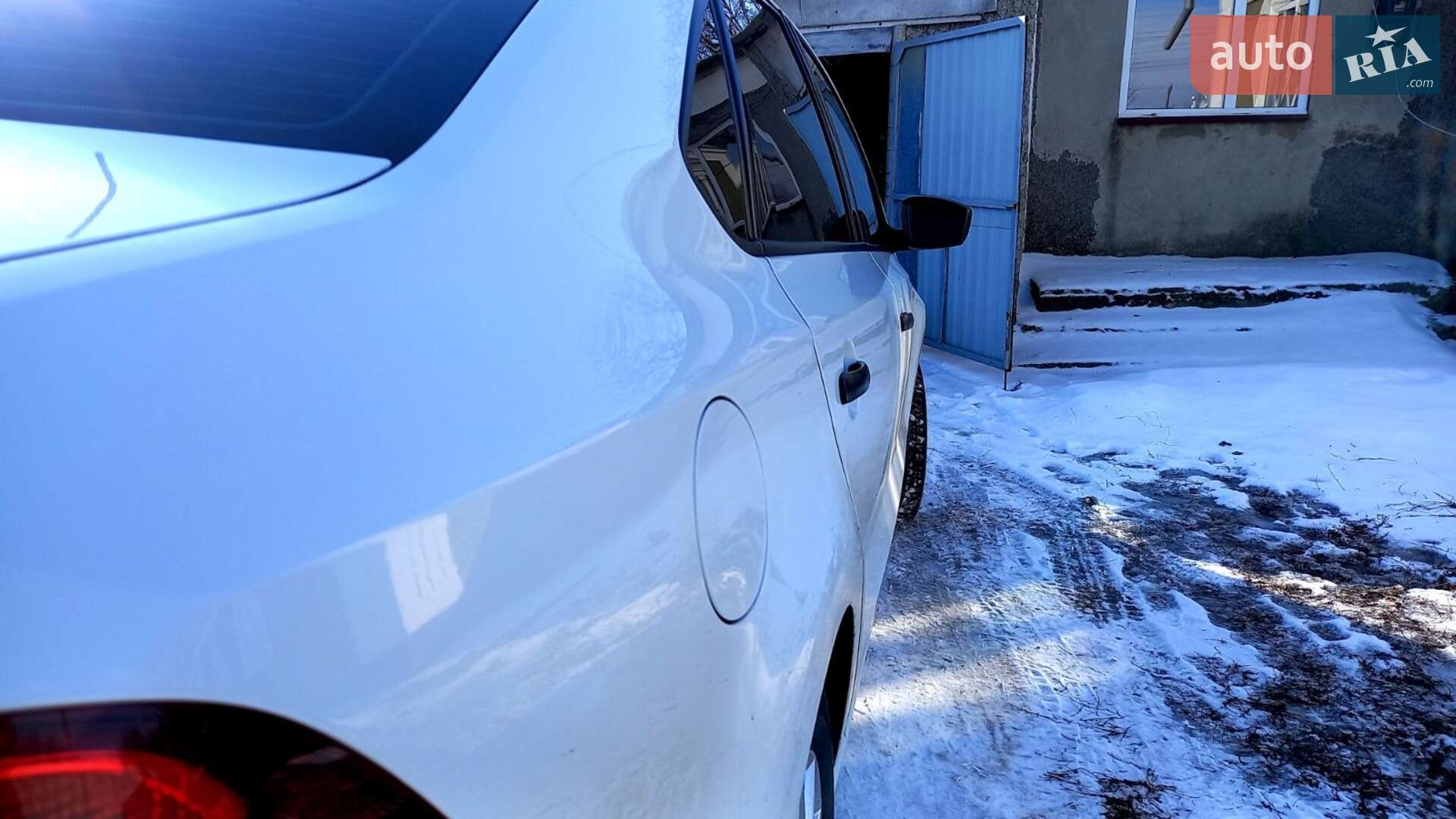 Volkswagen Polo 2018 VIN XW8ZZZ61ZKG026549 фото оголошення 4 з 10