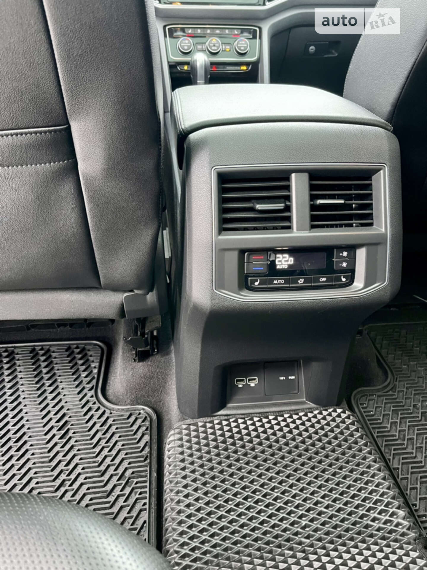 Volkswagen Atlas 2018 VIN 1V2NR2CA0JC589898 фото оголошення 7 з 10