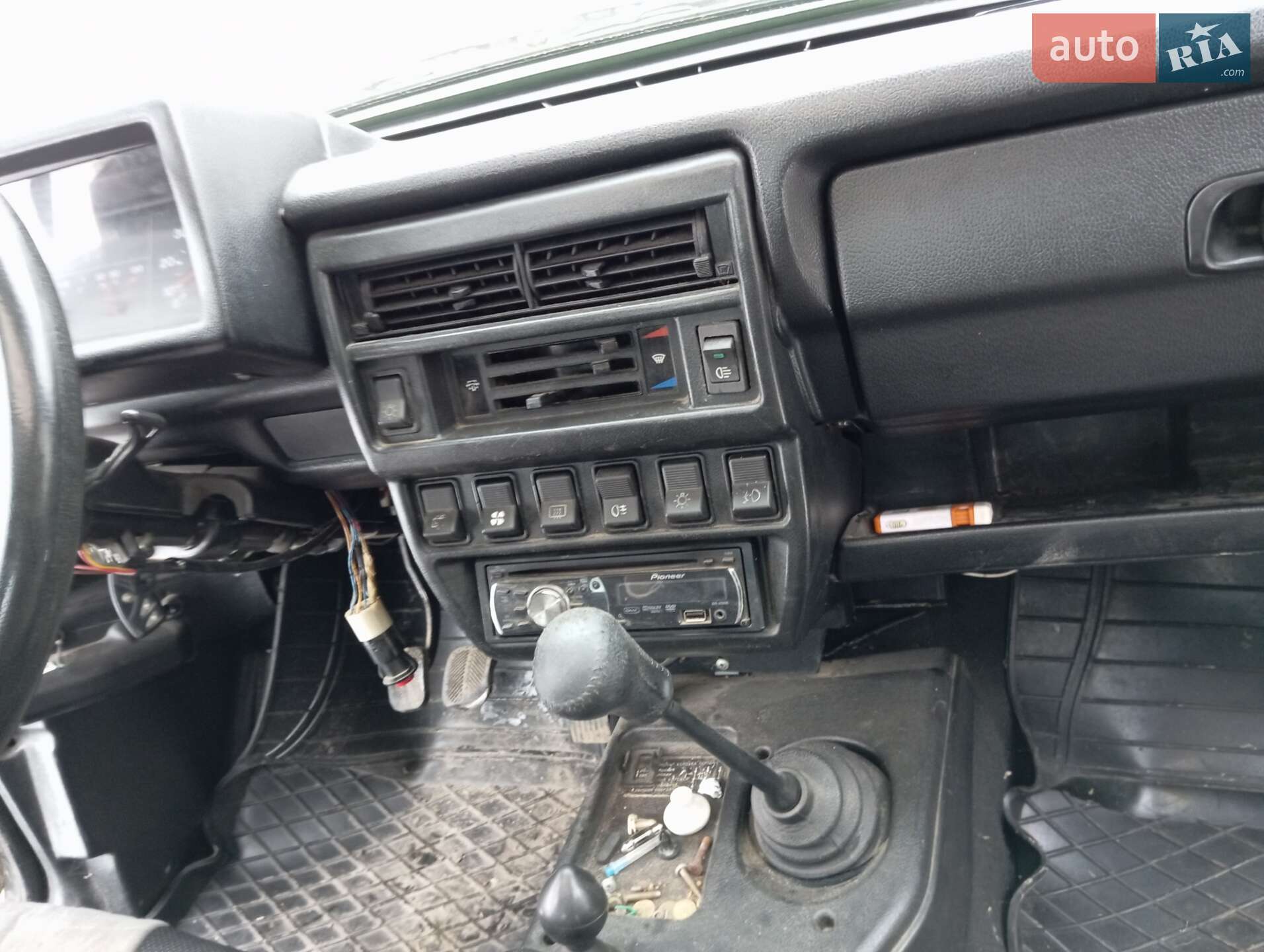 ВАЗ / Lada 21214 / 4x4 2009 VIN XTA21214091922363 фото оголошення 17 з 20
