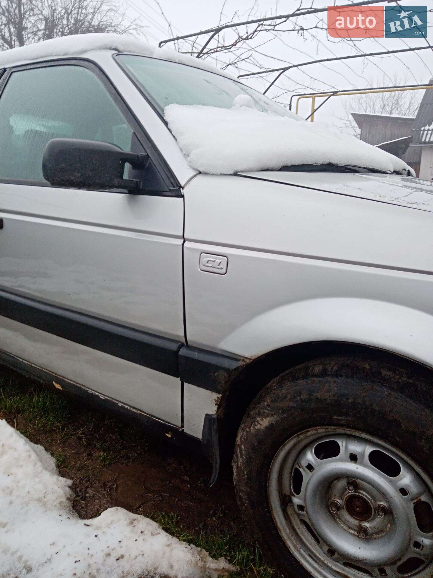 Volkswagen Passat 1988 VIN WVWZZZ33ZFE315669 фото оголошення 12 з 14