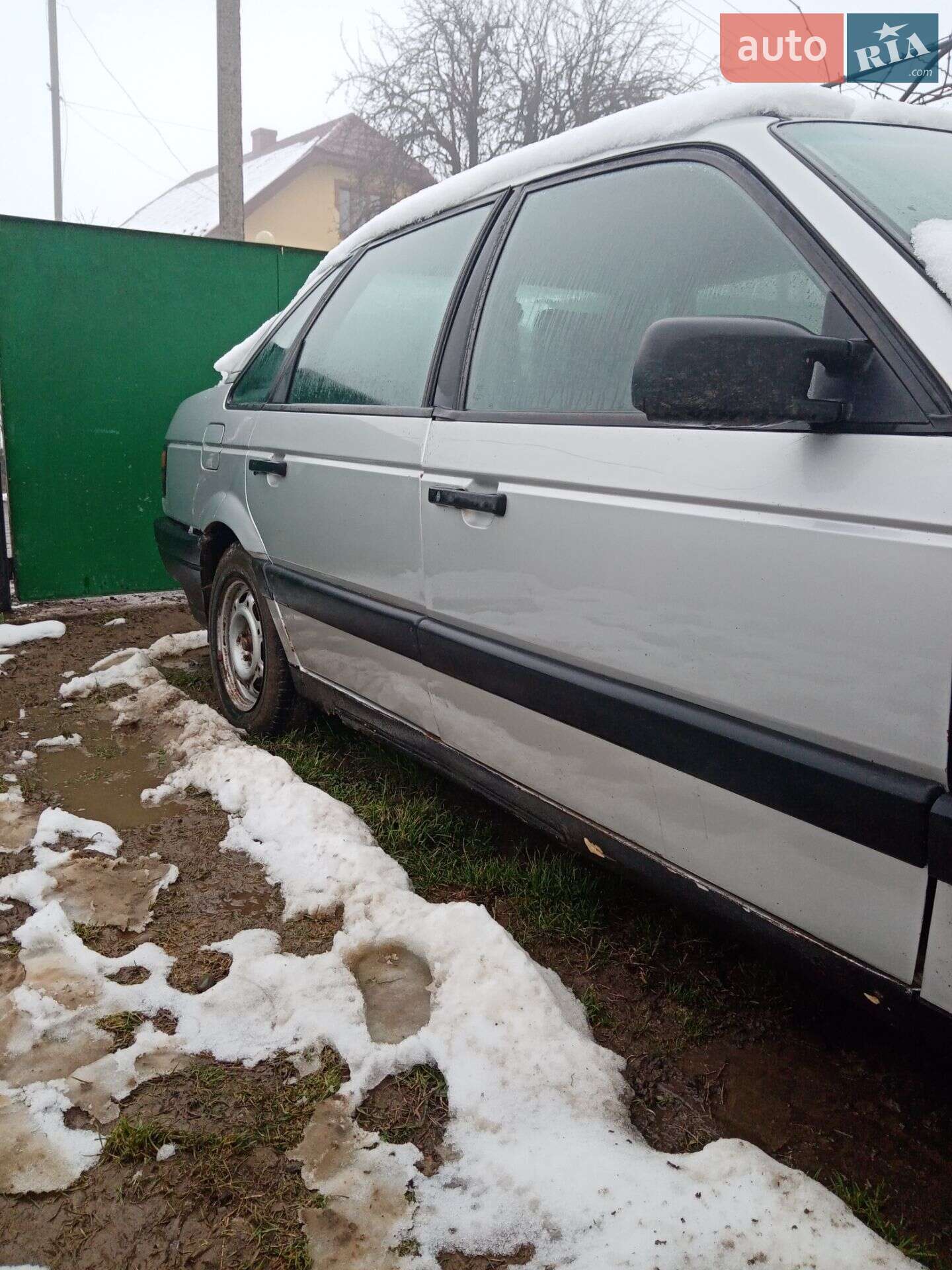 Volkswagen Passat 1988 VIN WVWZZZ33ZFE315669 фото оголошення 13 з 14