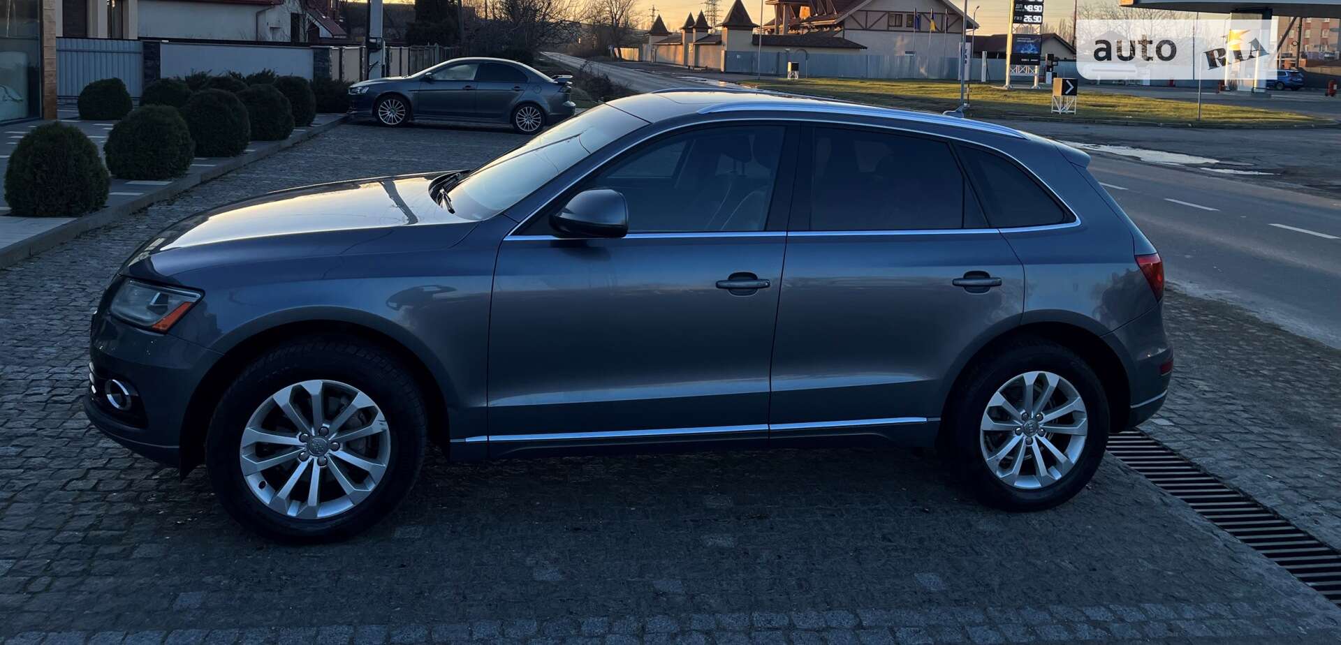 Audi Q5 2014 VIN WA1LFAFP3EA074479 фото оголошення 4 з 17