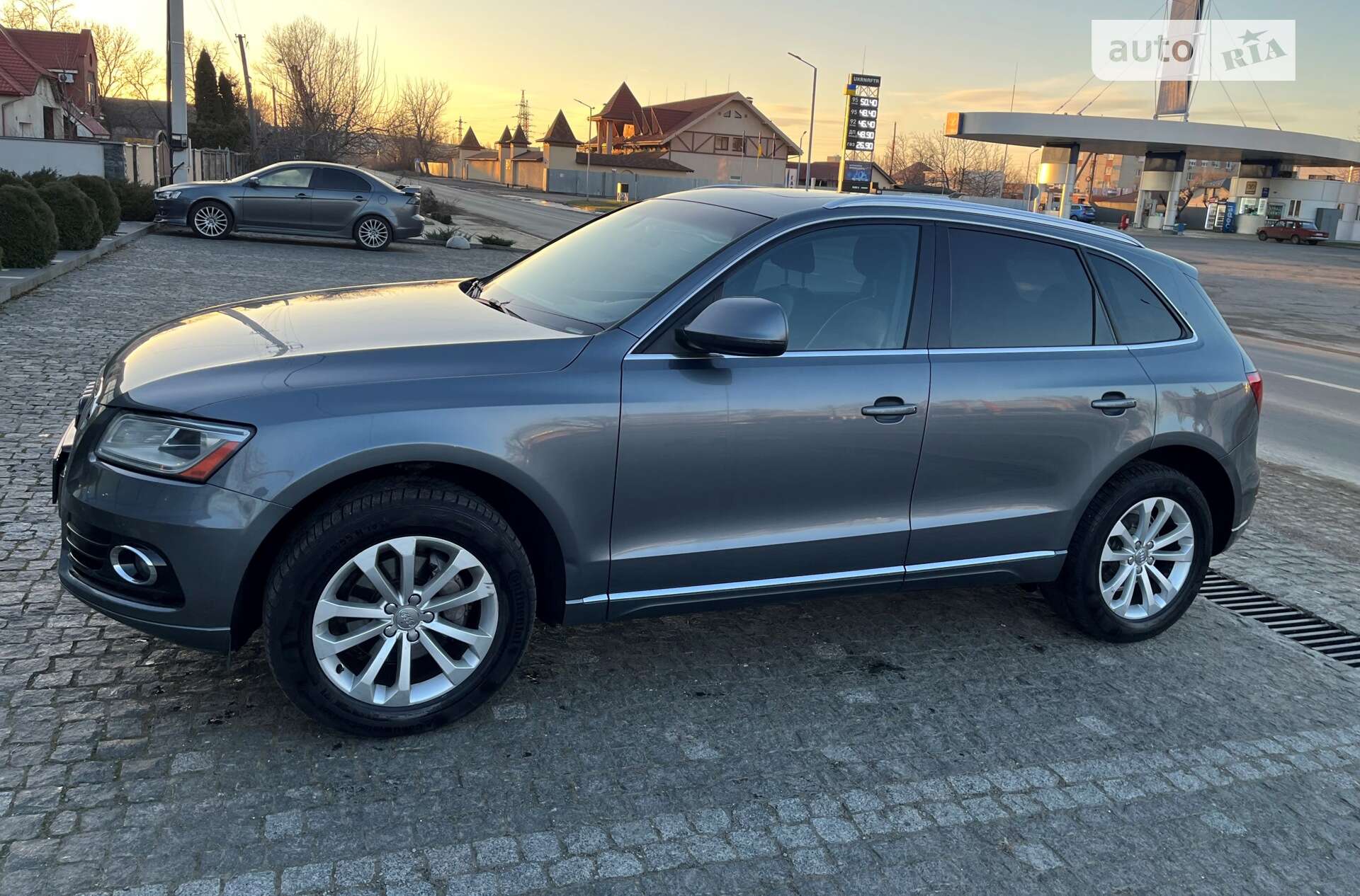 Audi Q5 2014 VIN WA1LFAFP3EA074479 фото оголошення 12 з 17