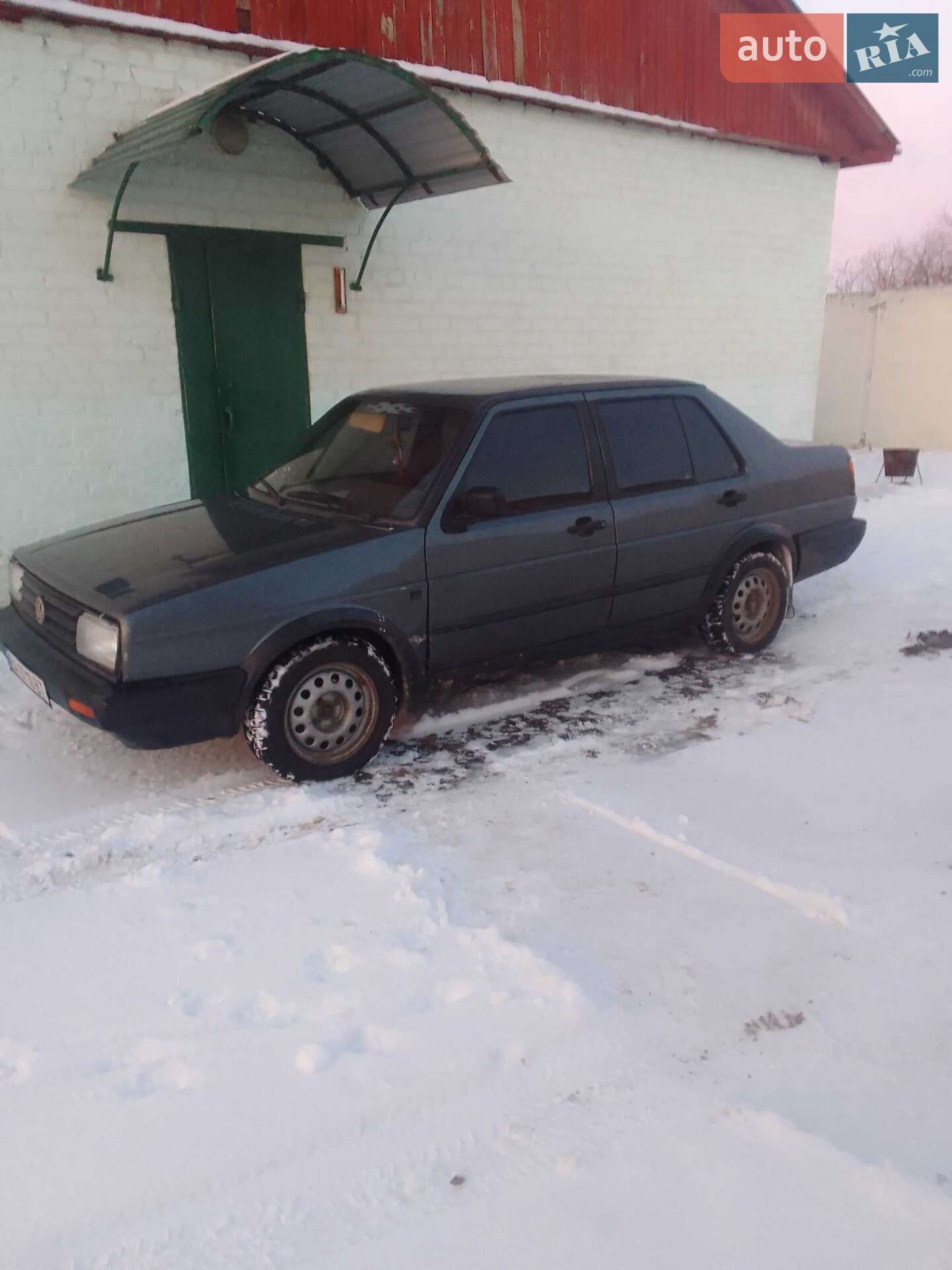 Volkswagen Jetta 1990 VIN WVWZZZ1GZLW279196 фото оголошення 2 з 8