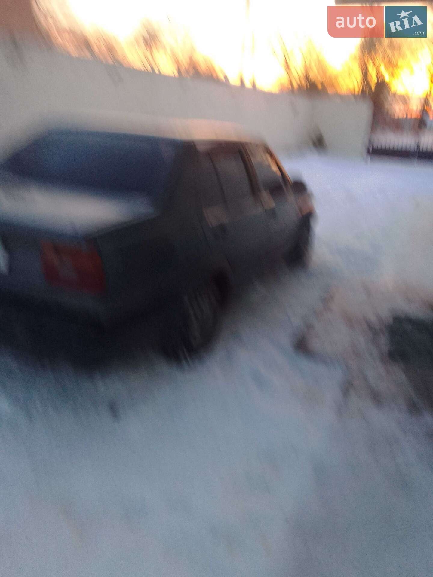 Volkswagen Jetta 1990 VIN WVWZZZ1GZLW279196 фото оголошення 3 з 8