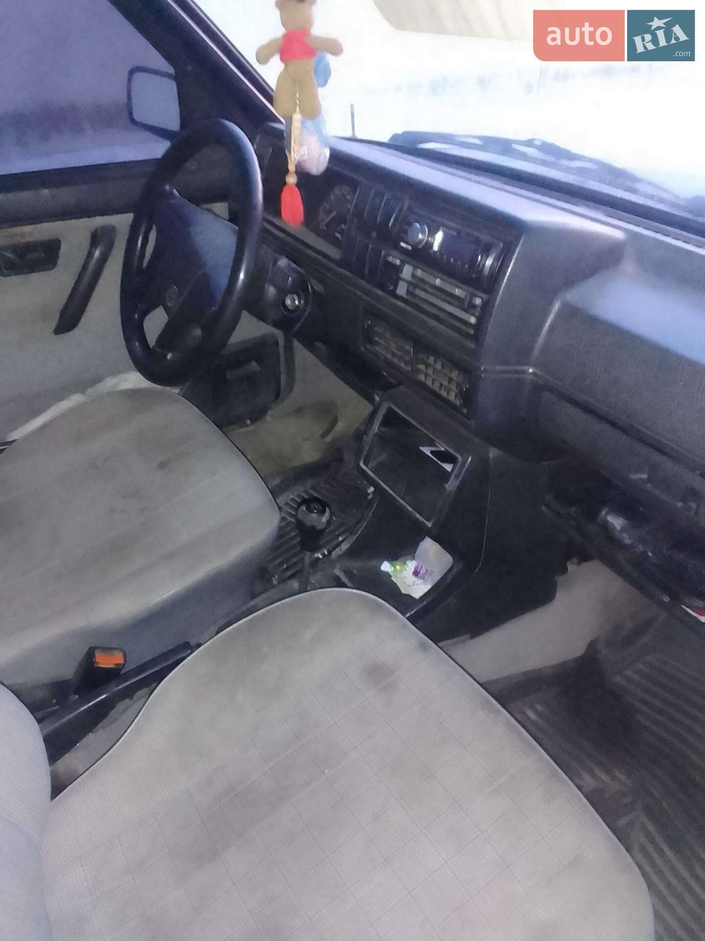 Volkswagen Jetta 1990 VIN WVWZZZ1GZLW279196 фото оголошення 4 з 8