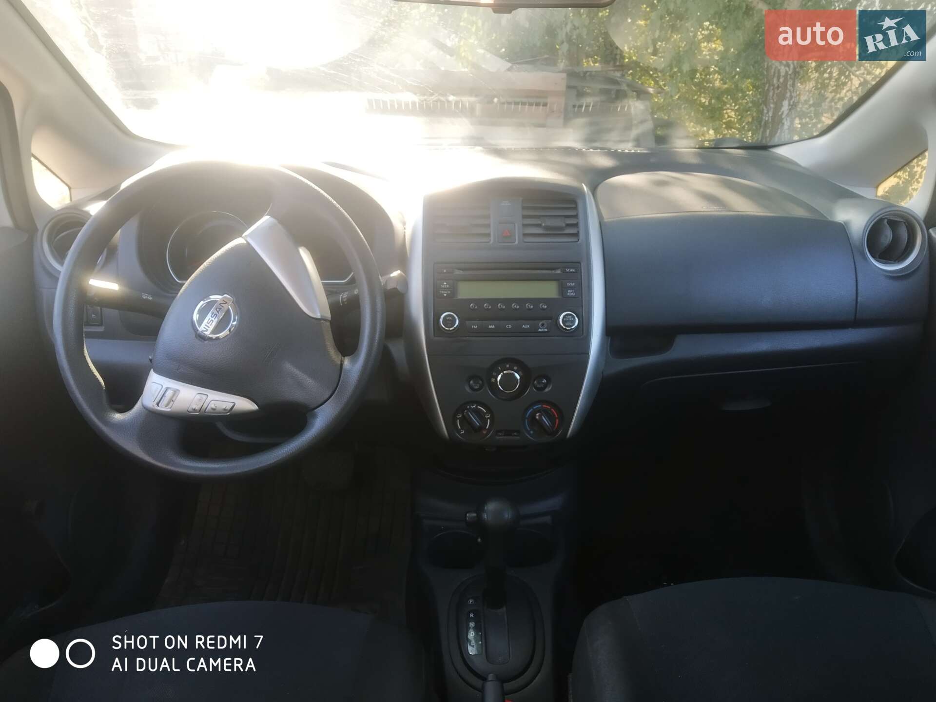 Nissan Versa Note 2016 VIN 3N1CE2CP4GL398834 фото оголошення 3 з 5