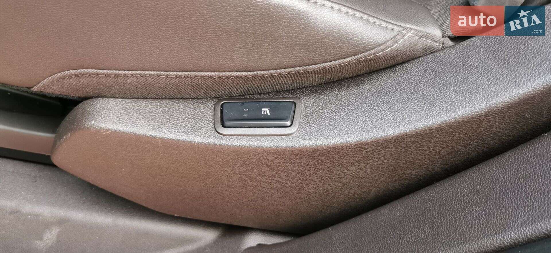 Renault Espace 2015 VIN VF1RFC00453700194 фото оголошення 21 з 28
