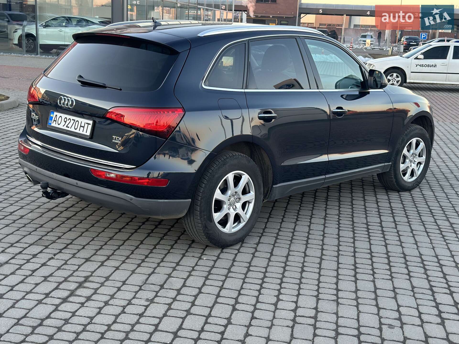 Audi Q5 2014 VIN WAUZZZ8R9FA050710 фото оголошення 7 з 18