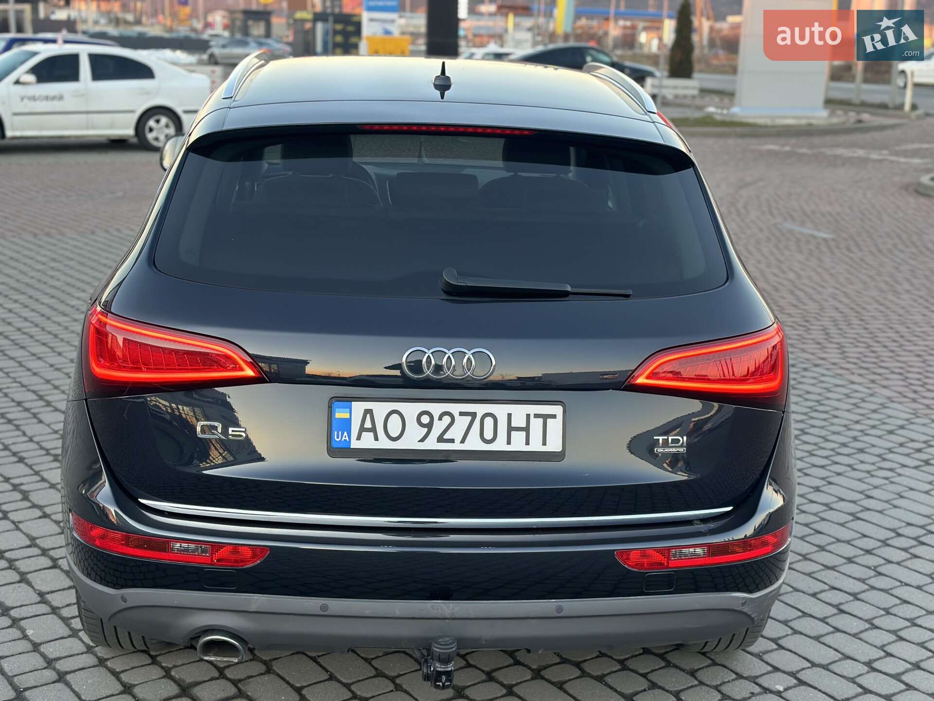 Audi Q5 2014 VIN WAUZZZ8R9FA050710 фото оголошення 12 з 18