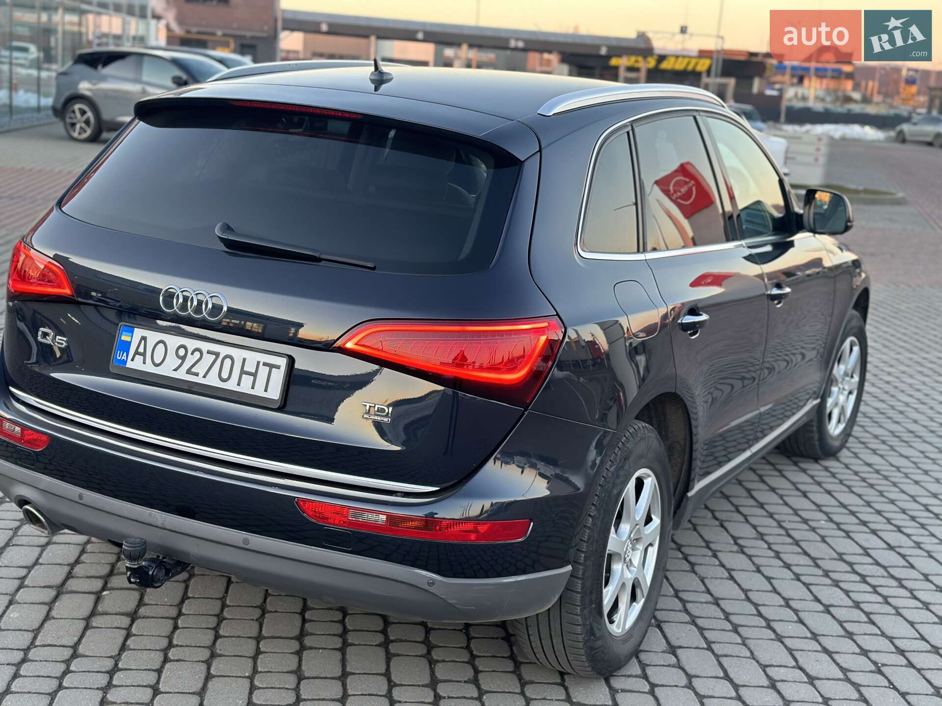 Audi Q5 2014 VIN WAUZZZ8R9FA050710 фото оголошення 13 з 18
