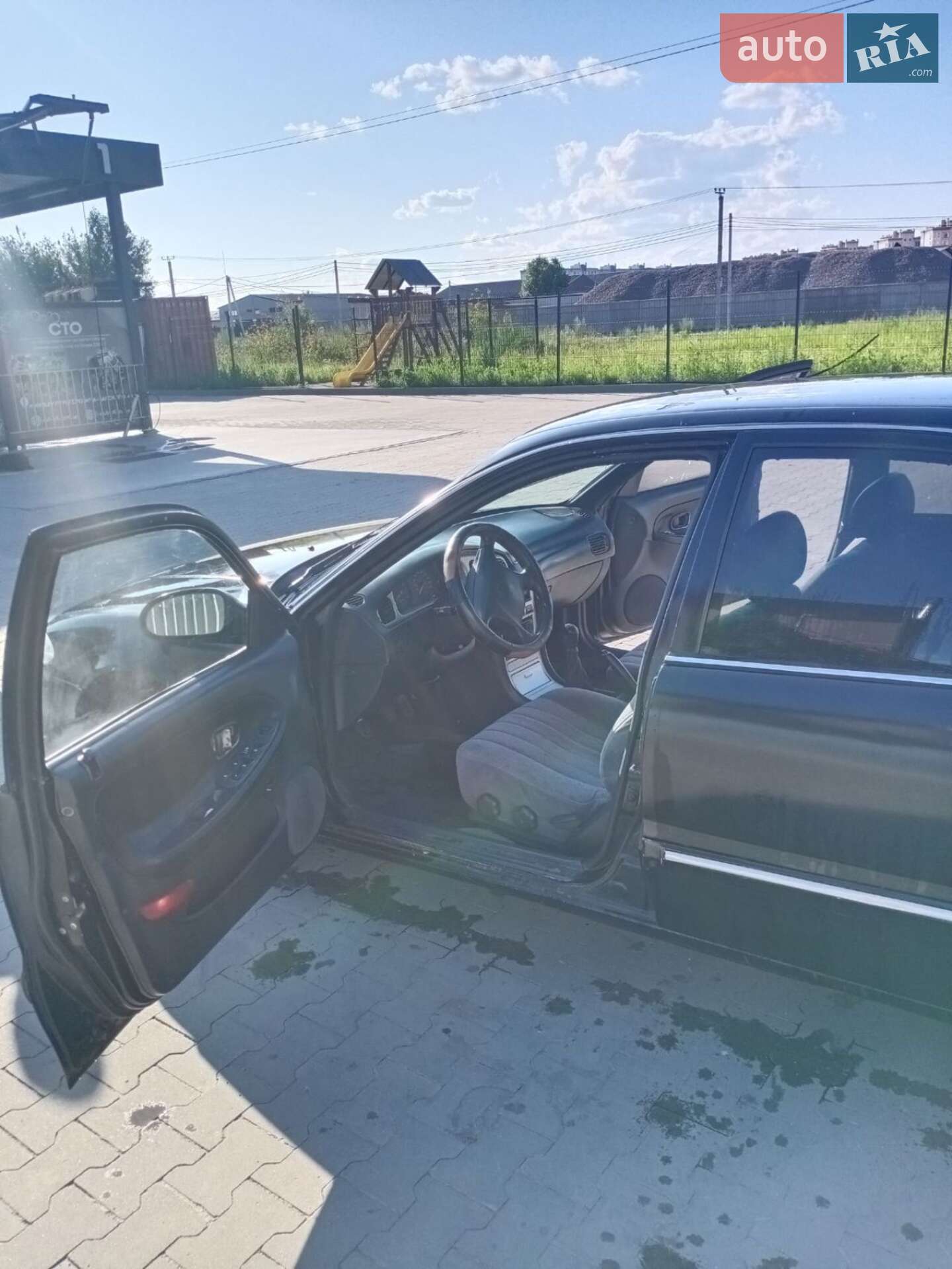Hyundai Sonata 1997 VIN KMHCF31FPVU773820 фото оголошення 11 з 13