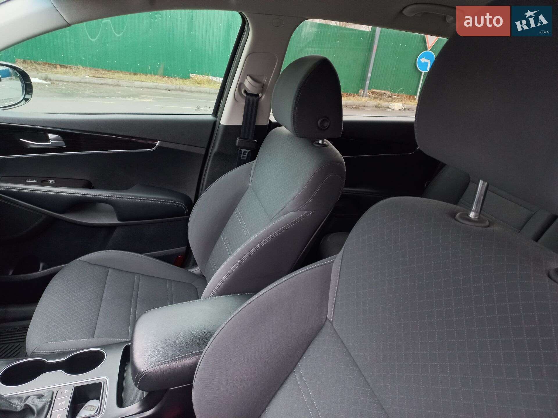 Kia Sorento 2019 VIN 5XYPGDA53KG591224 фото оголошення 27 з 43