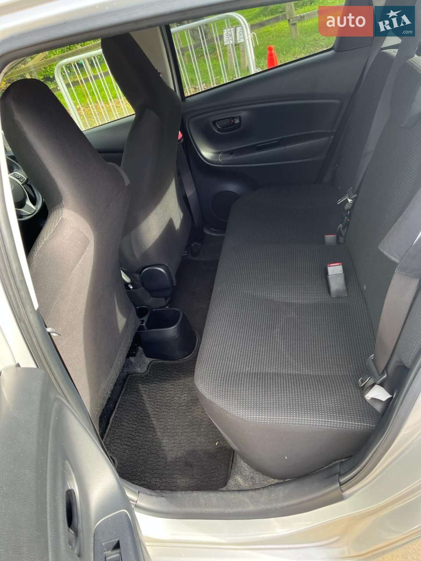 Kia Sorento 2019 VIN 5XYPGDA53KG591224 фото оголошення 34 з 43