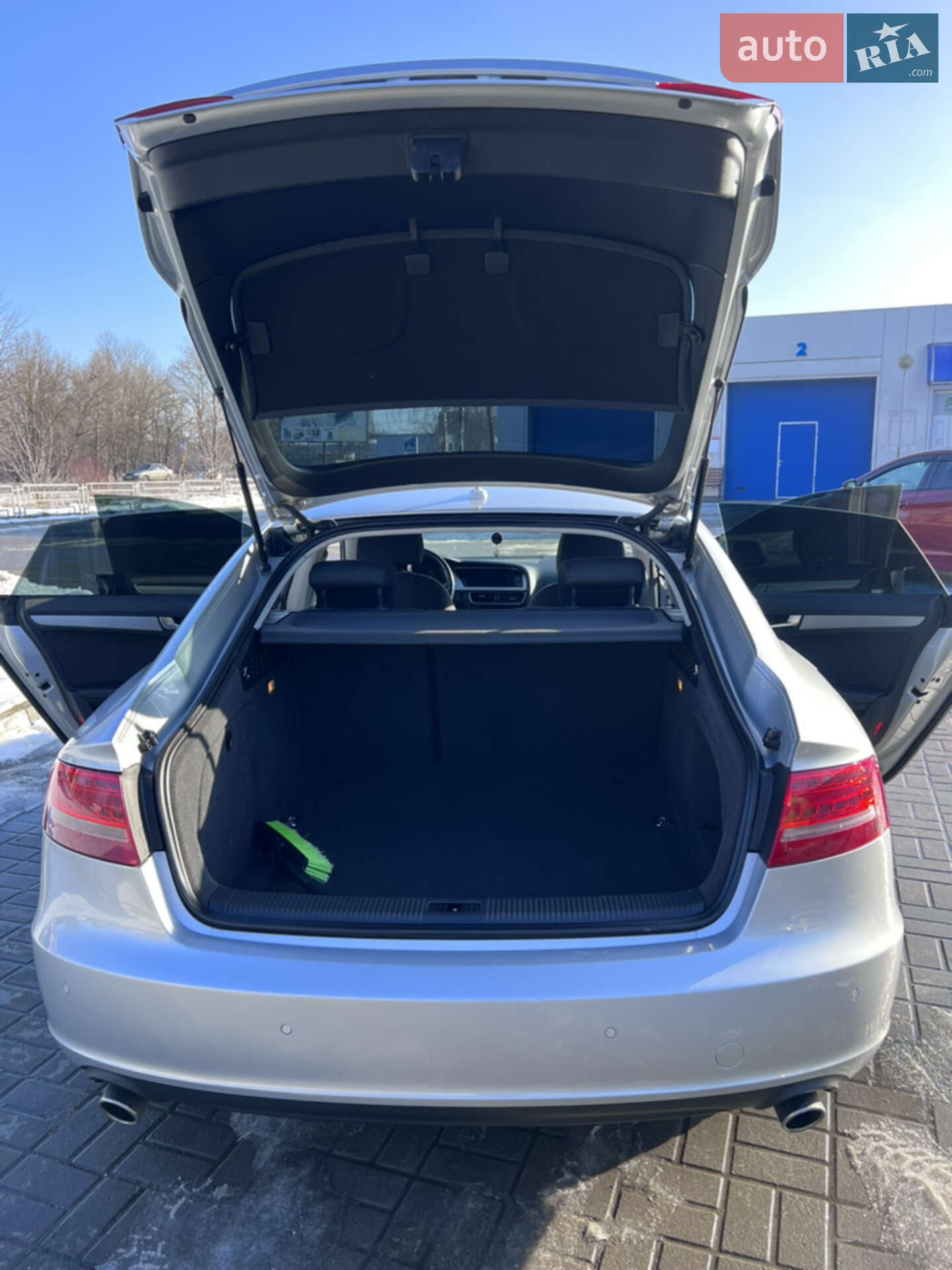 Audi A5 Sportback 2011 VIN WAUZZZ8T6BA051108 фото оголошення 8 з 16