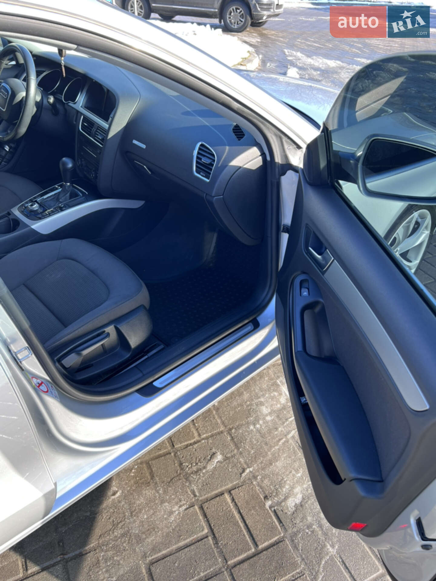 Audi A5 Sportback 2011 VIN WAUZZZ8T6BA051108 фото оголошення 11 з 16