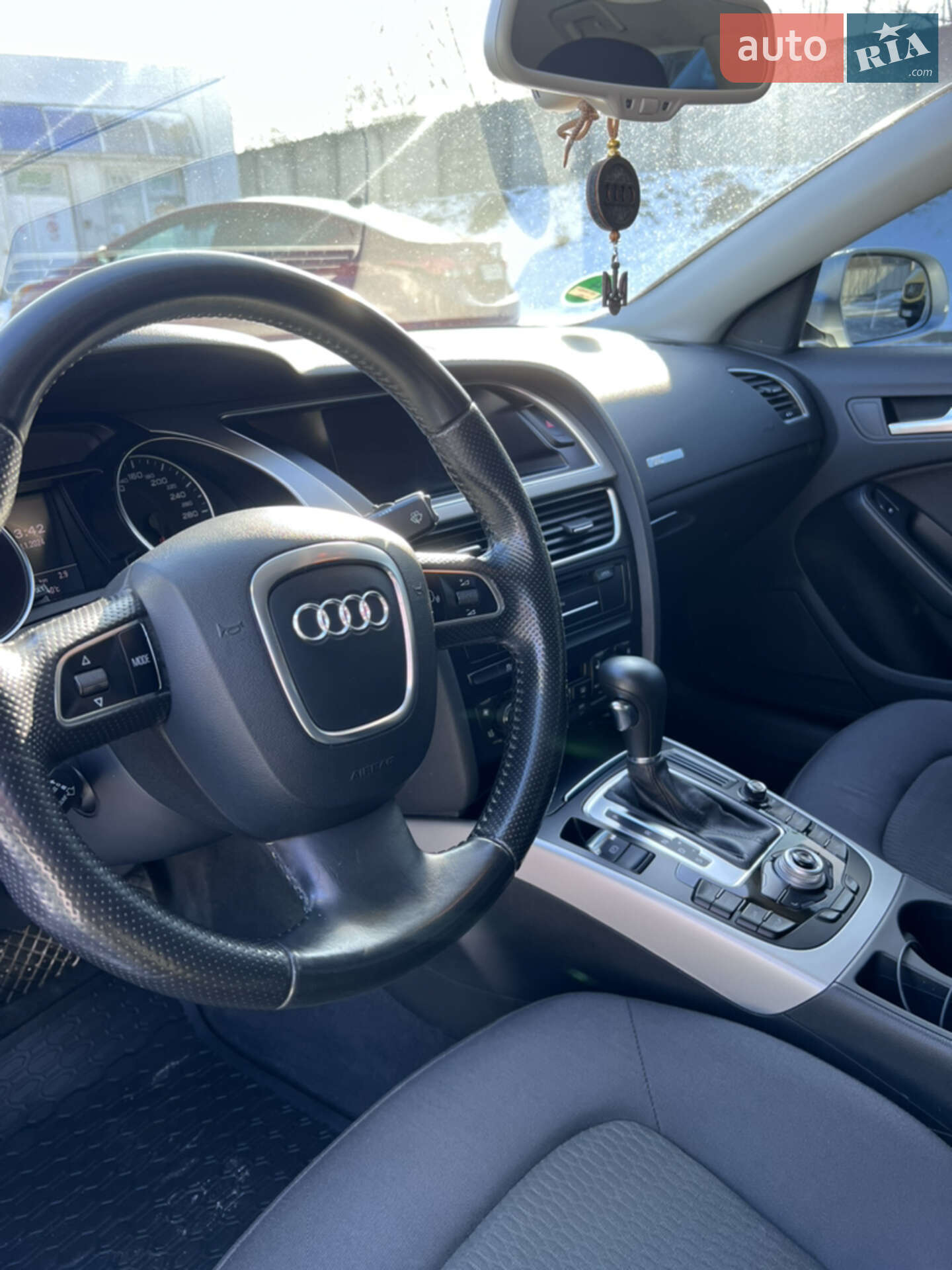 Audi A5 Sportback 2011 VIN WAUZZZ8T6BA051108 фото оголошення 12 з 16