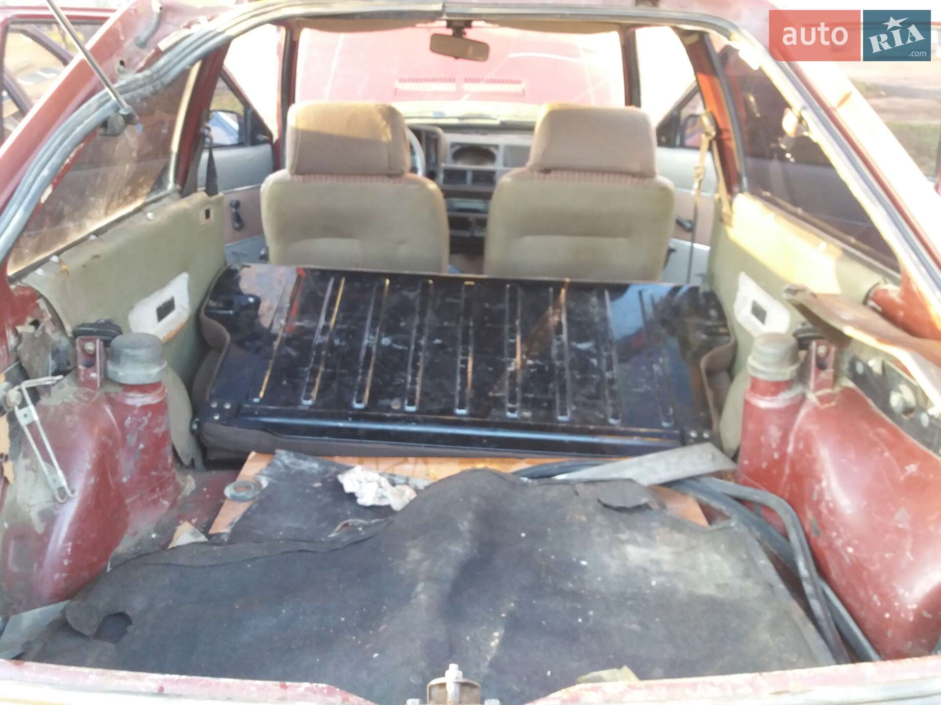 Ford Escort 1985 VIN WF0BXXGCABEL29109 фото оголошення 10 з 17