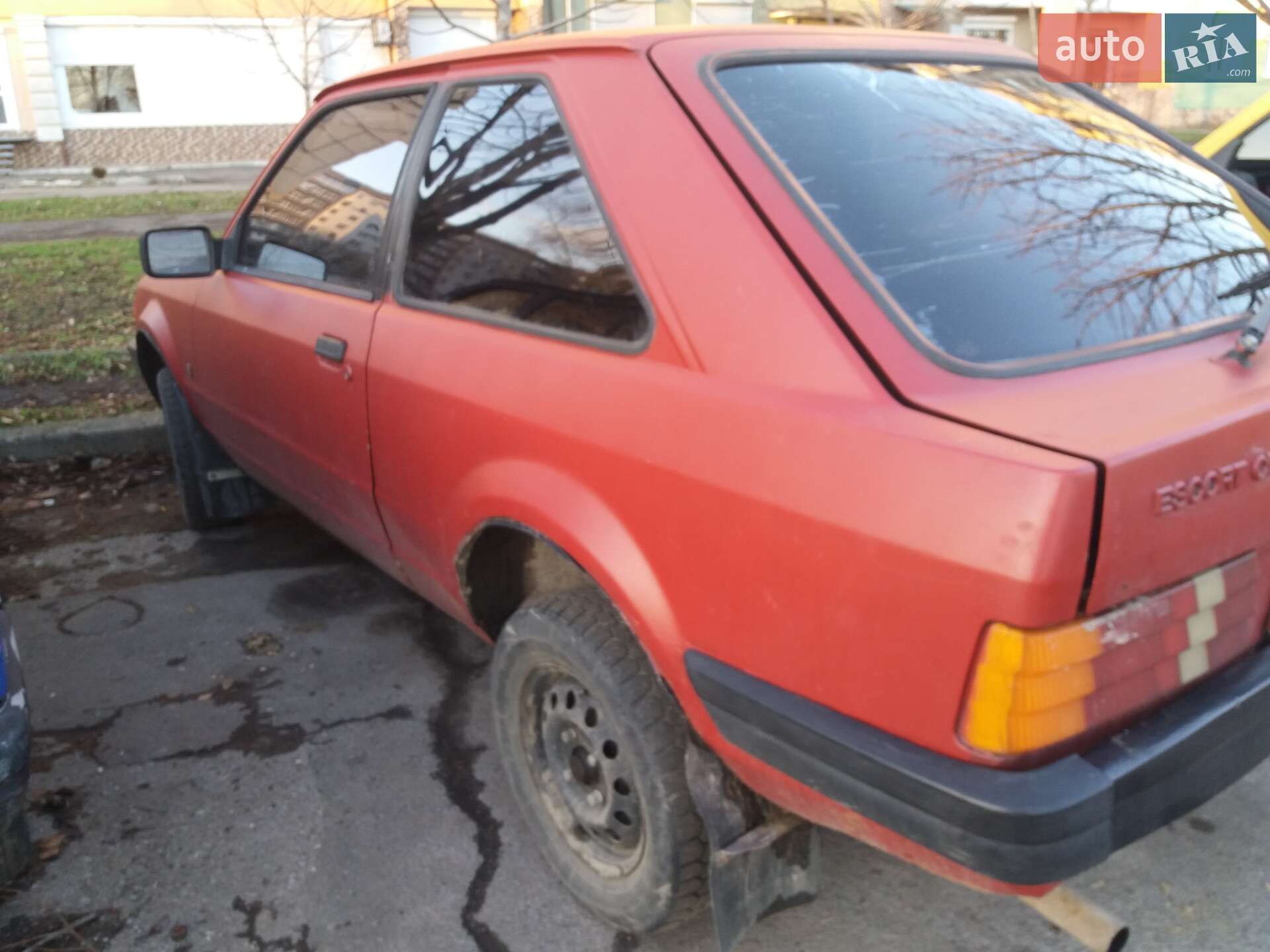 Ford Escort 1985 VIN WF0BXXGCABEL29109 фото оголошення 17 з 17