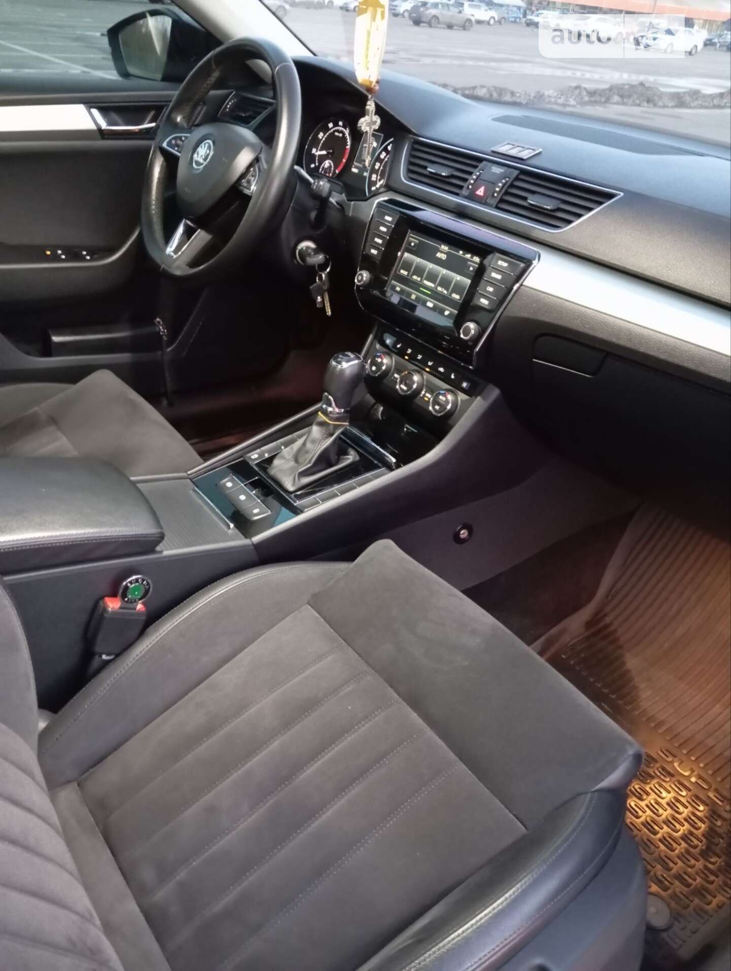 Skoda Superb 2016 VIN TMBAL4NPXGB300250 фото оголошення 2 з 14