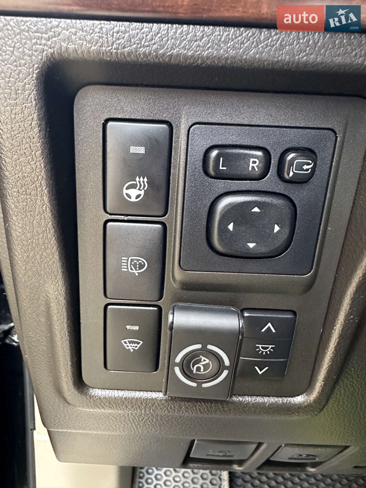 Toyota Land Cruiser Prado 2010 VIN JTEBU3FJ80K011021 фото оголошення 3 з 14