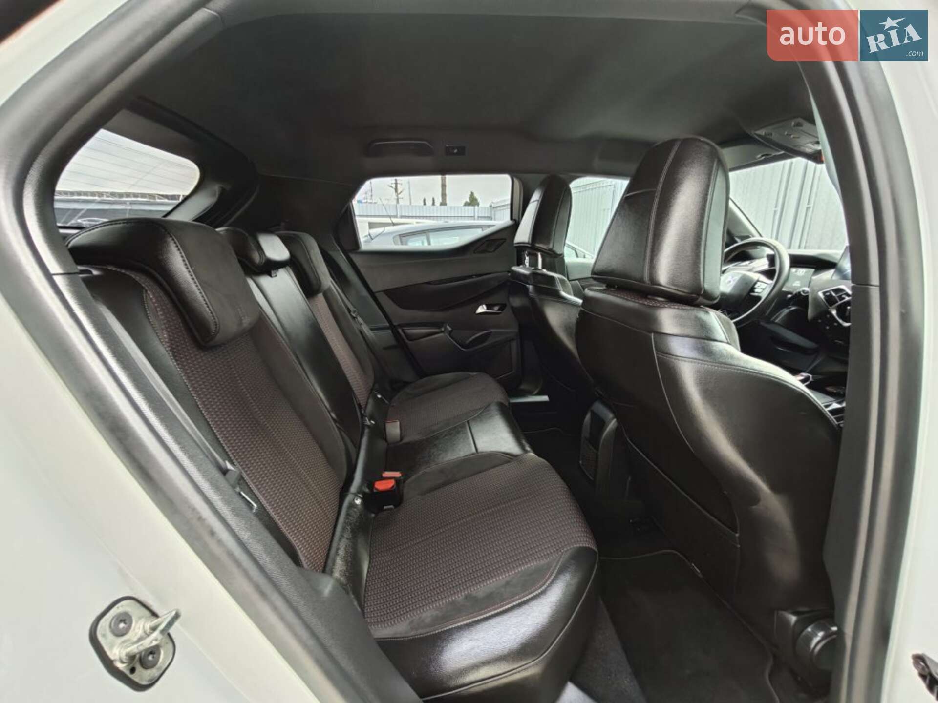 DS 3 Crossback 2020 VIN VR1UJZKXZLW028479 фото оголошення 10 з 22