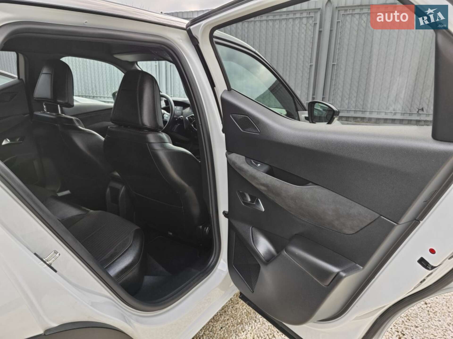 DS 3 Crossback 2020 VIN VR1UJZKXZLW028479 фото оголошення 11 з 22