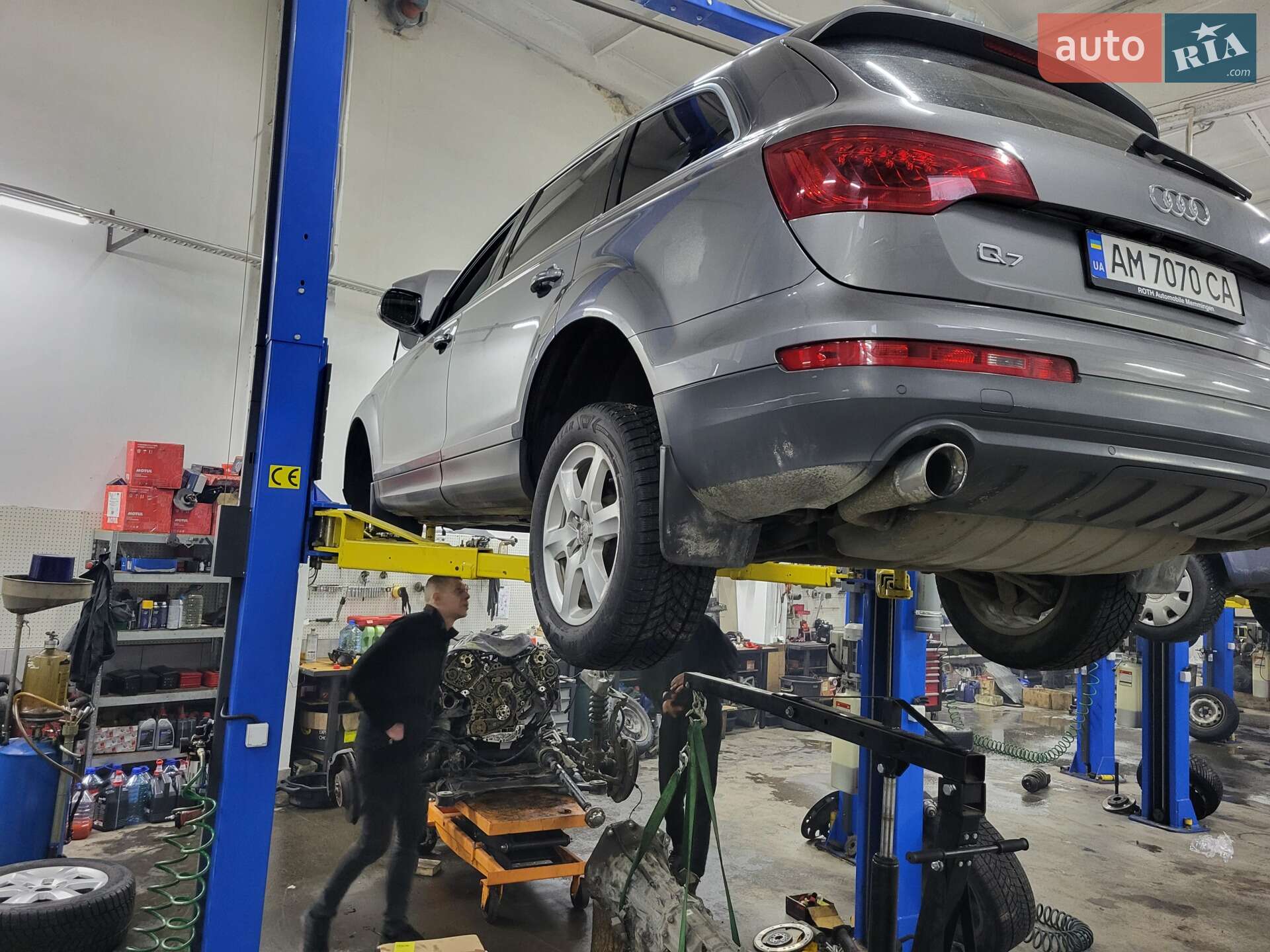 Audi Q7 2011 VIN WA1LGAFE9CD003200 фото оголошення 30 з 38