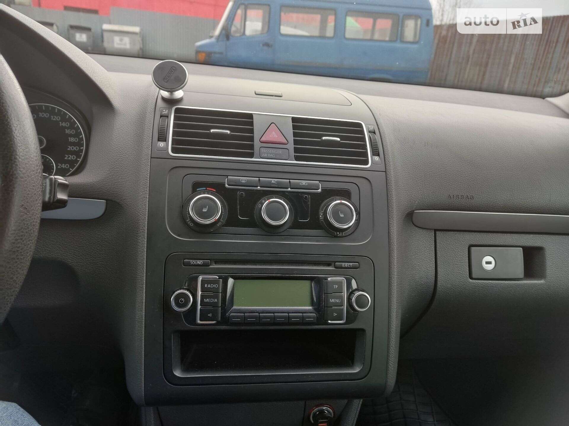 Volkswagen Touran 2011 VIN WVGZZZ1TZBW064951 фото оголошення 12 з 16