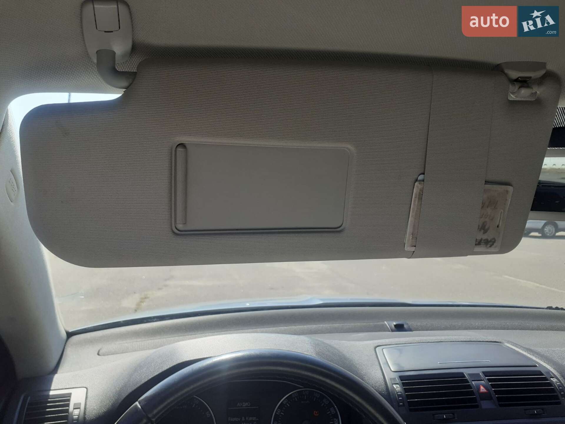 Skoda Octavia 2010 VIN TMBHJ61Z0A8042218 фото оголошення 10 з 19