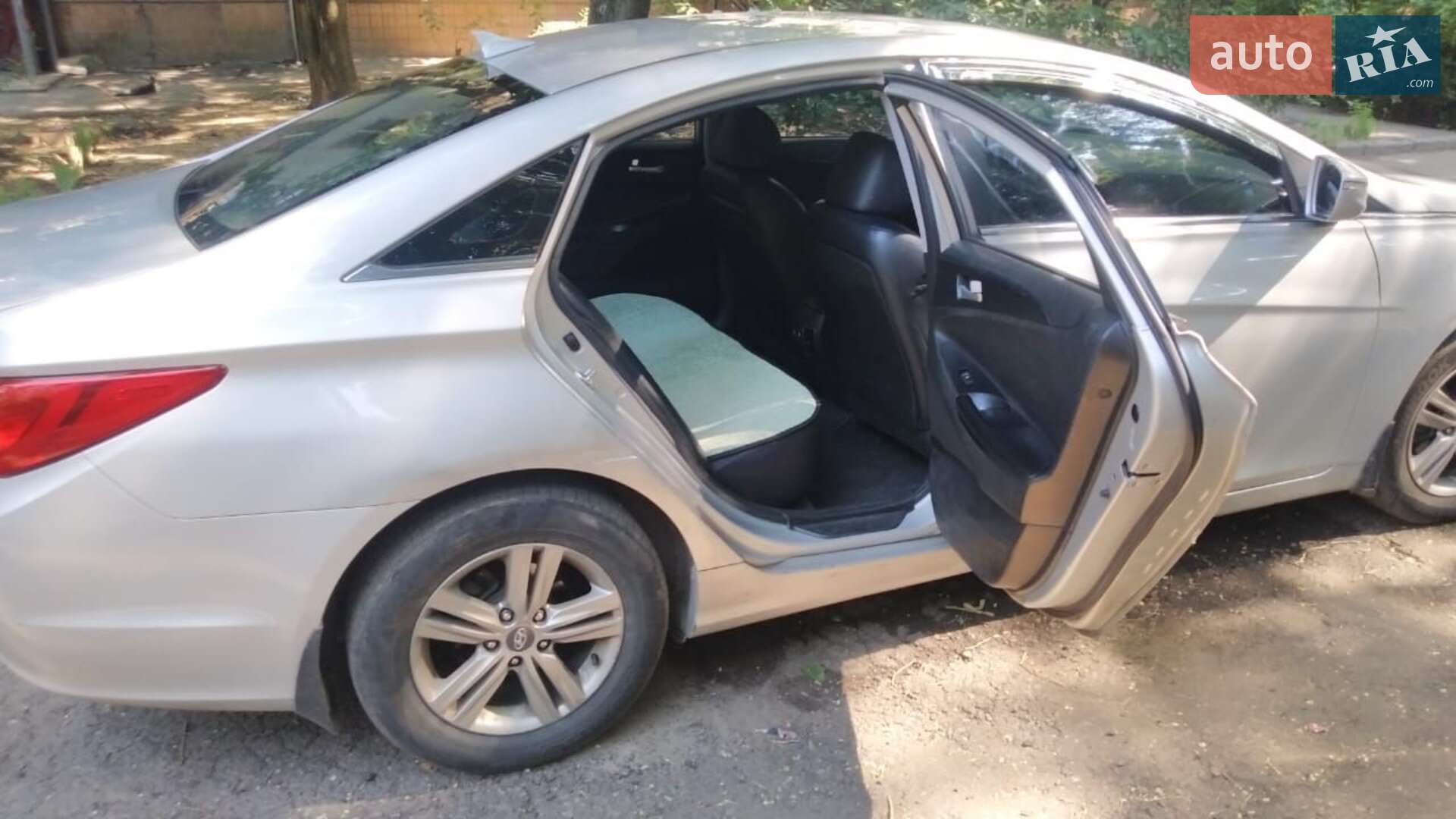 Hyundai Sonata 2014 VIN KMHEC41LBEA663058 фото оголошення 2 з 6