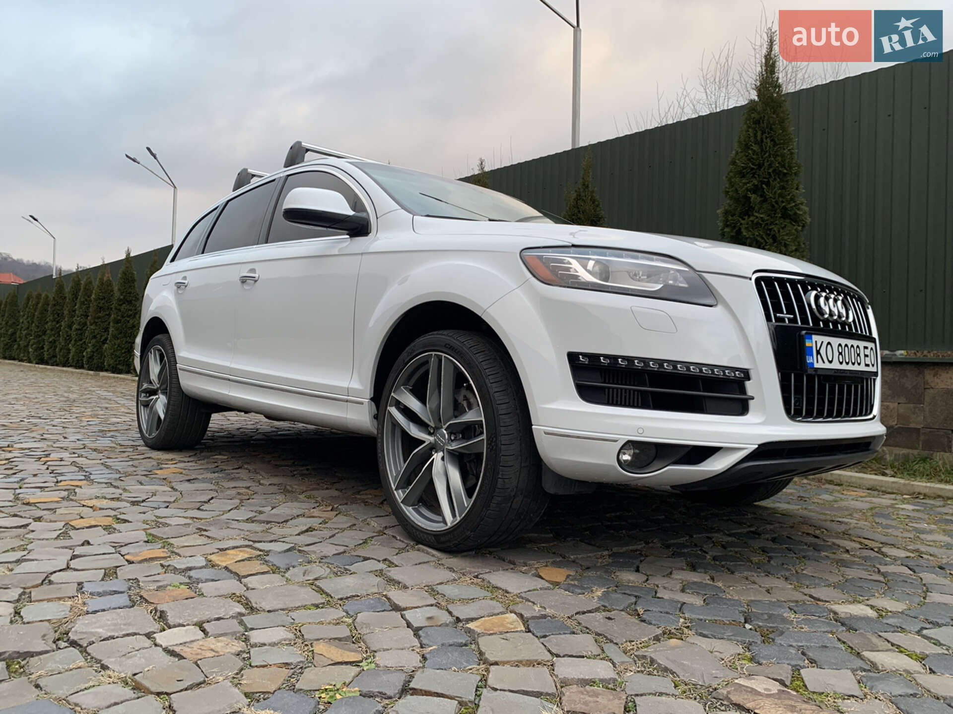 Audi Q7 2013 VIN WA1LMAFE8DD016692 фото оголошення 17 з 114